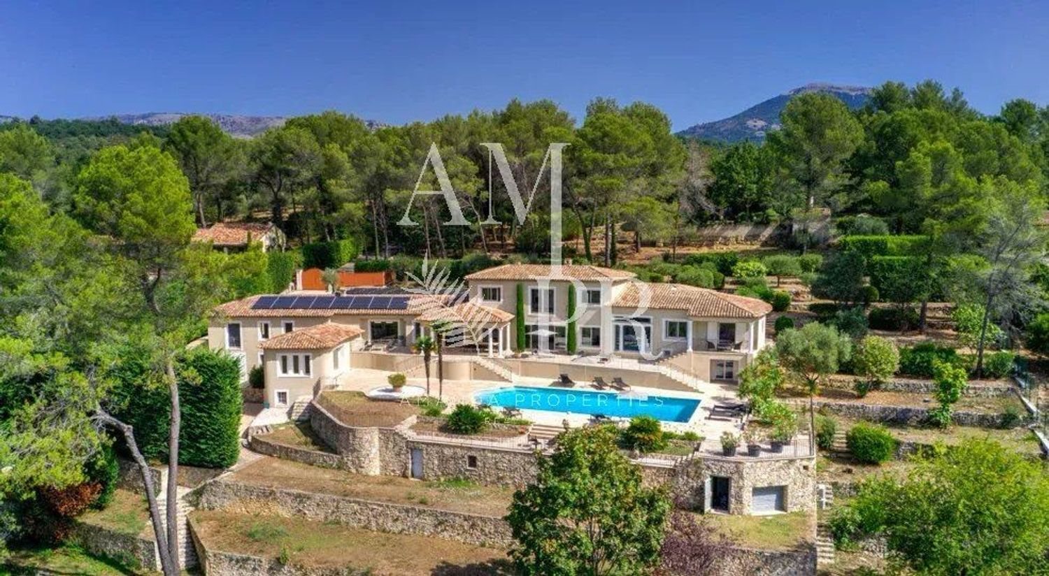 Maison à vendre, 600m², Le Rouret