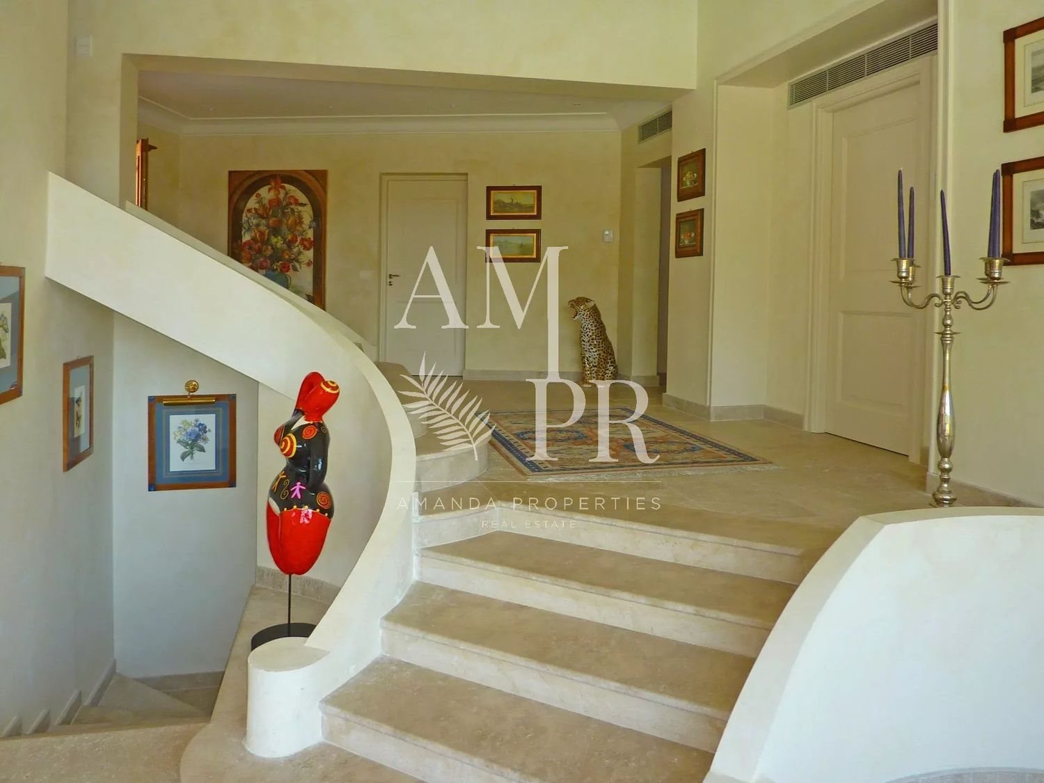 Maison à vendre, 600m², Le Rouret