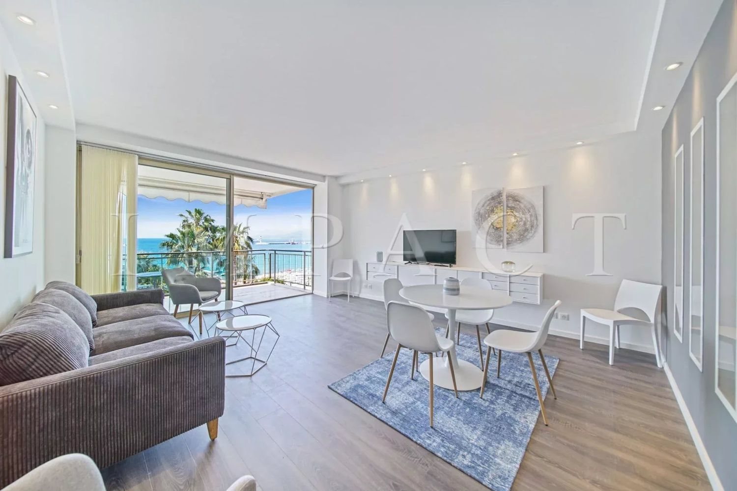Appartement à louer, 56m², Cannes
