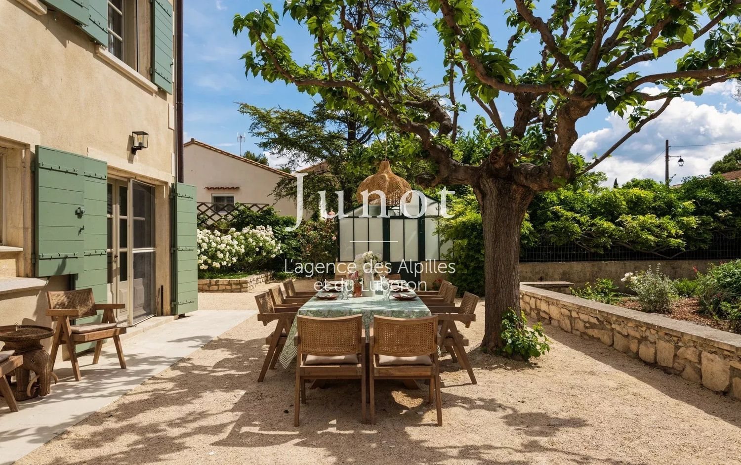 Maison à louer, 250m², Fontvieille