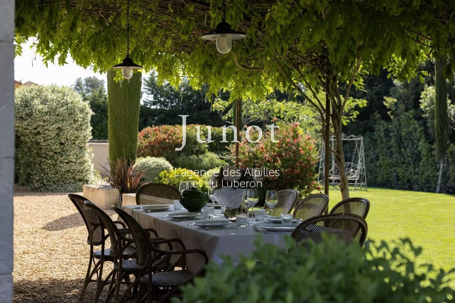 Maison à louer, 300m², Paradou