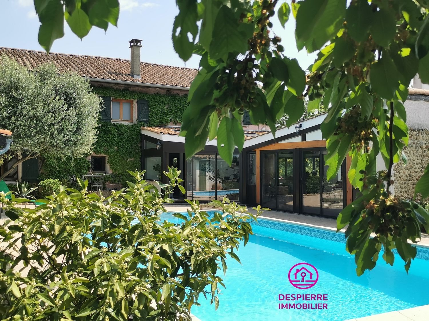Maison à vendre, 210m², Lapeyrouse-Mornay