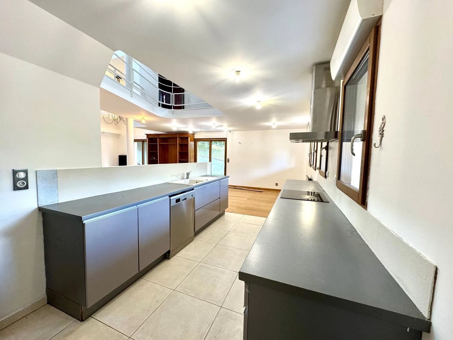 Maison à vendre, 255m², Méru