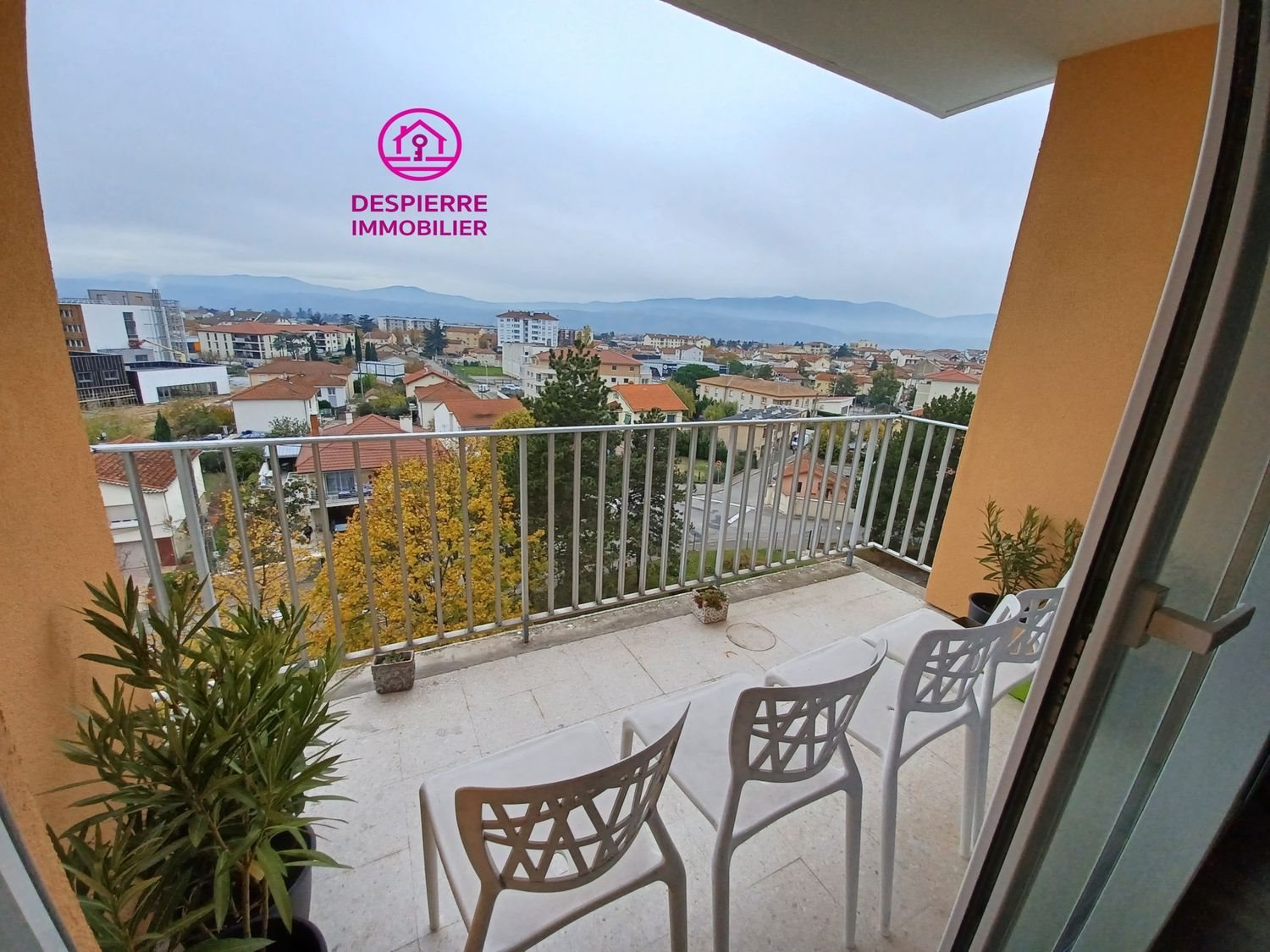 Appartement à vendre, 90m², Roussillon