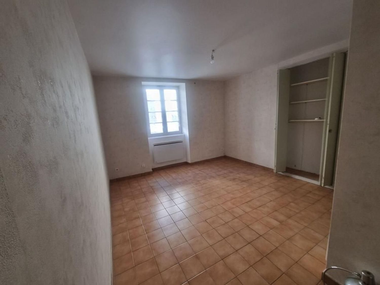 Appartement à louer, 21m², Pont-Saint-Esprit