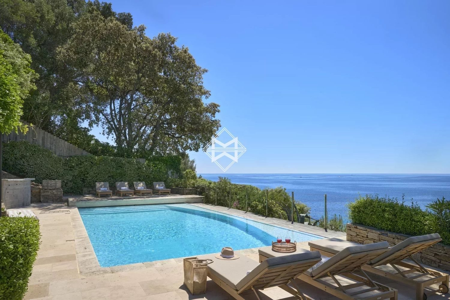 Maison à louer, 250m², La Croix-Valmer