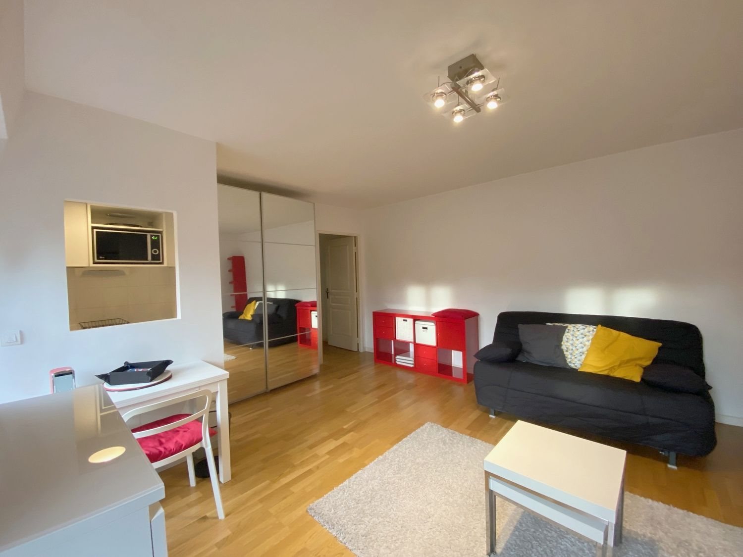 Appartement à louer, 30m², Garches