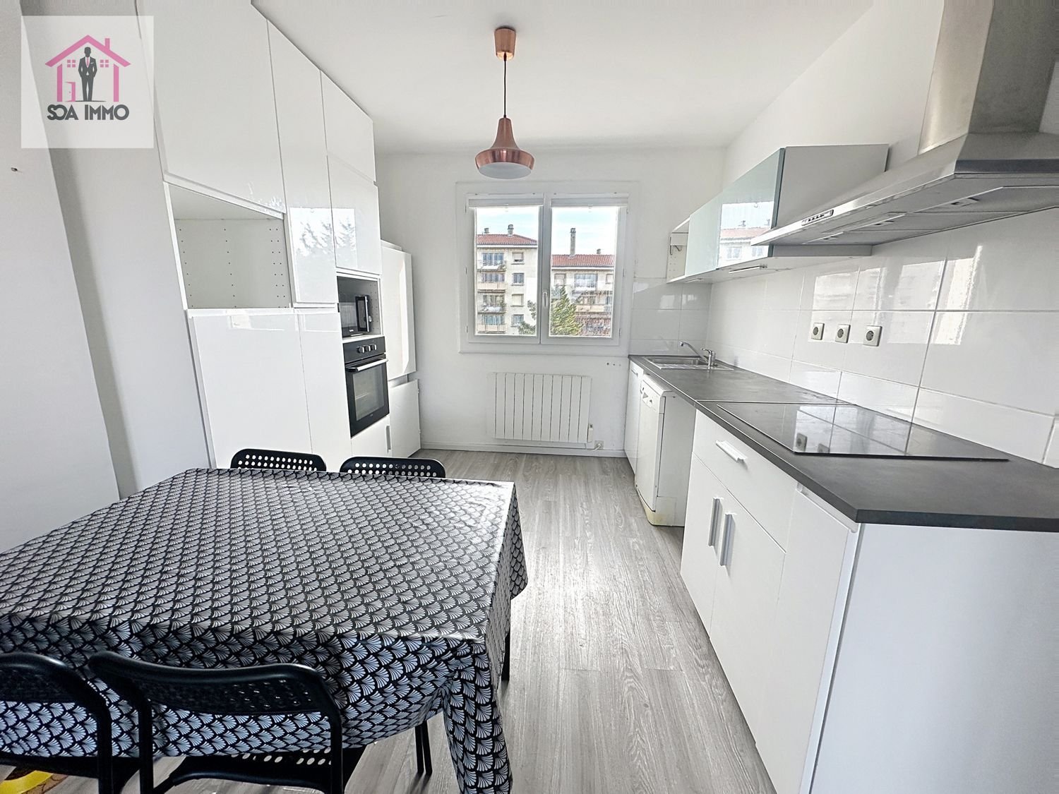 Appartement à louer, 65m², Bron