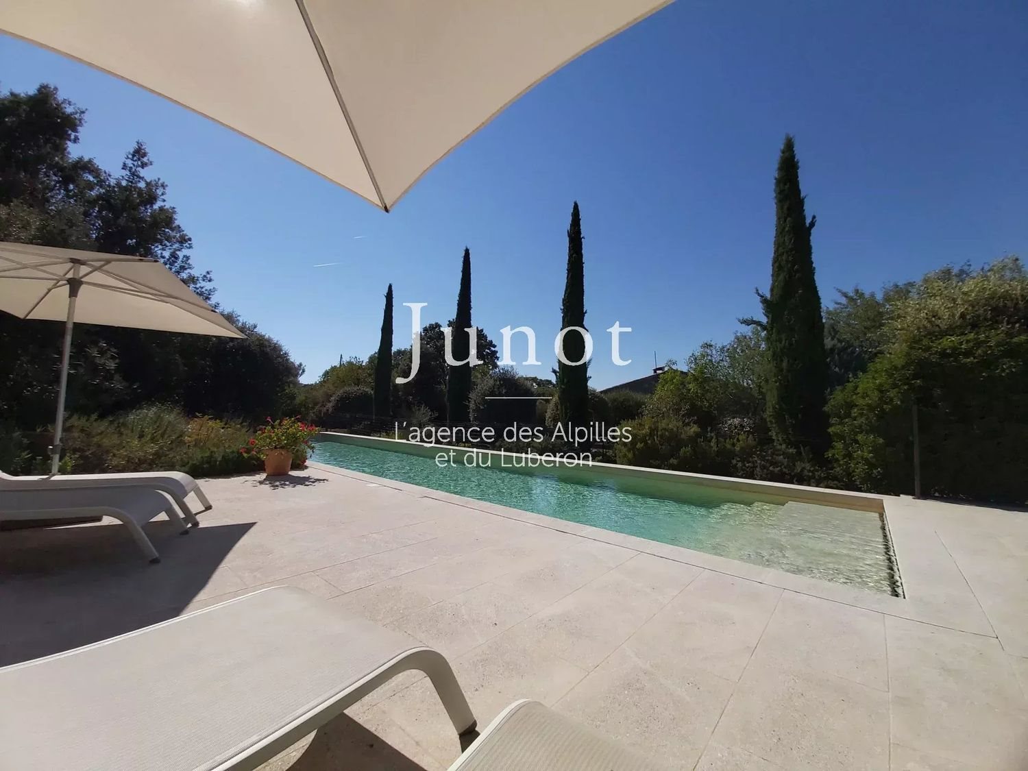 Maison à louer, 195m², Bonnieux