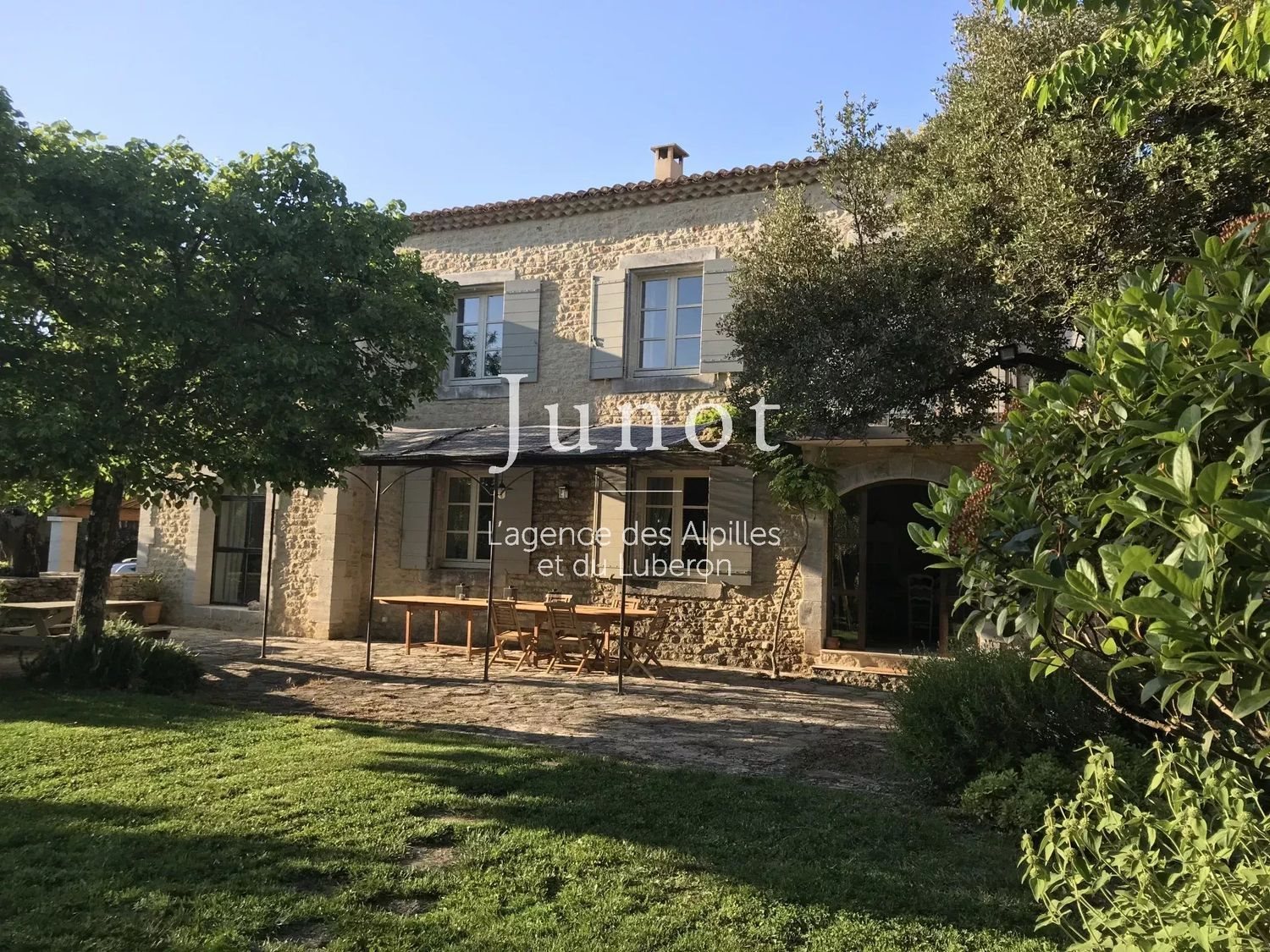 Maison à louer, 195m², Bonnieux
