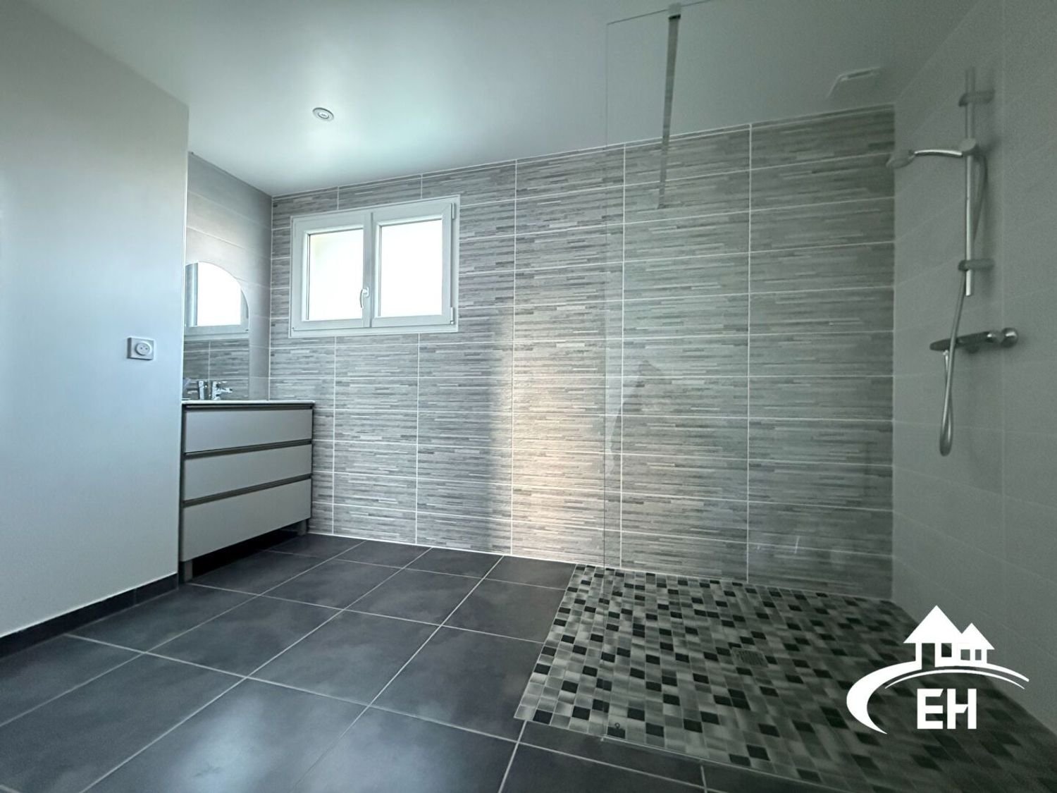 Maison à vendre, 70m², L'Aigle