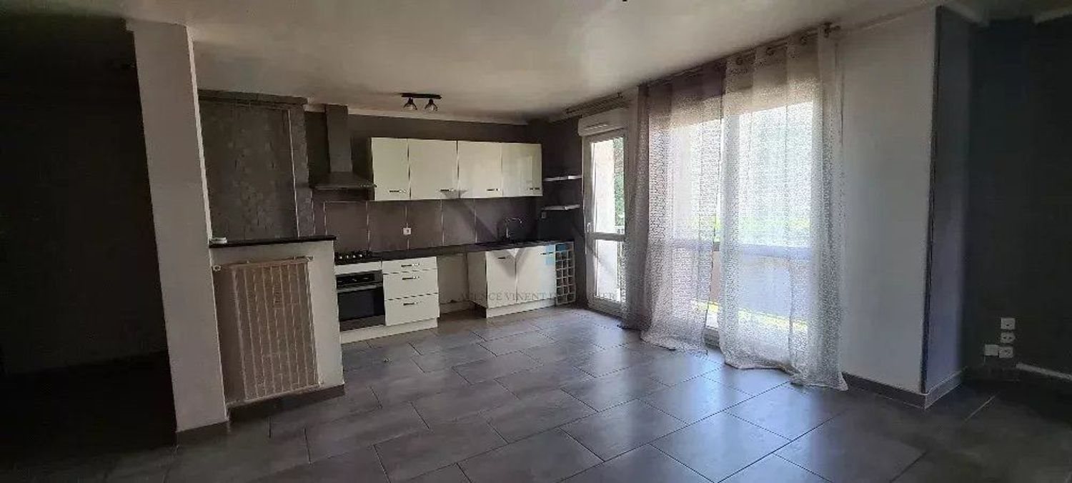 Appartement à vendre, 70m², Montélimar