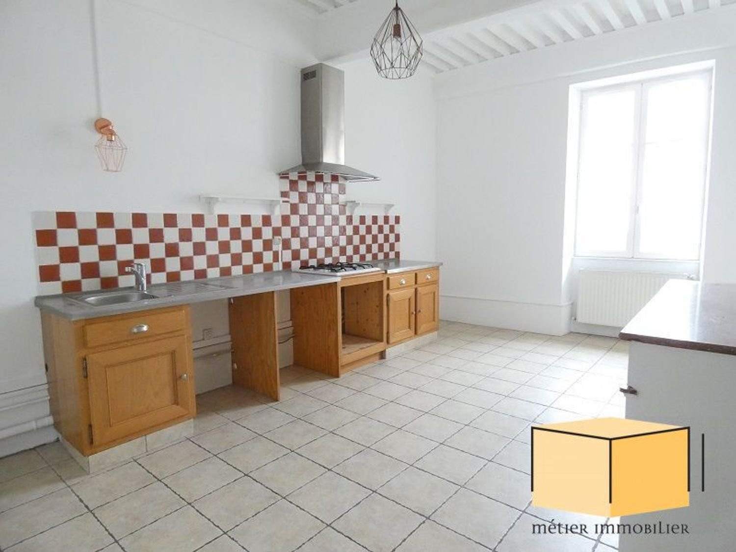 Appartement à louer, 85m², Belley