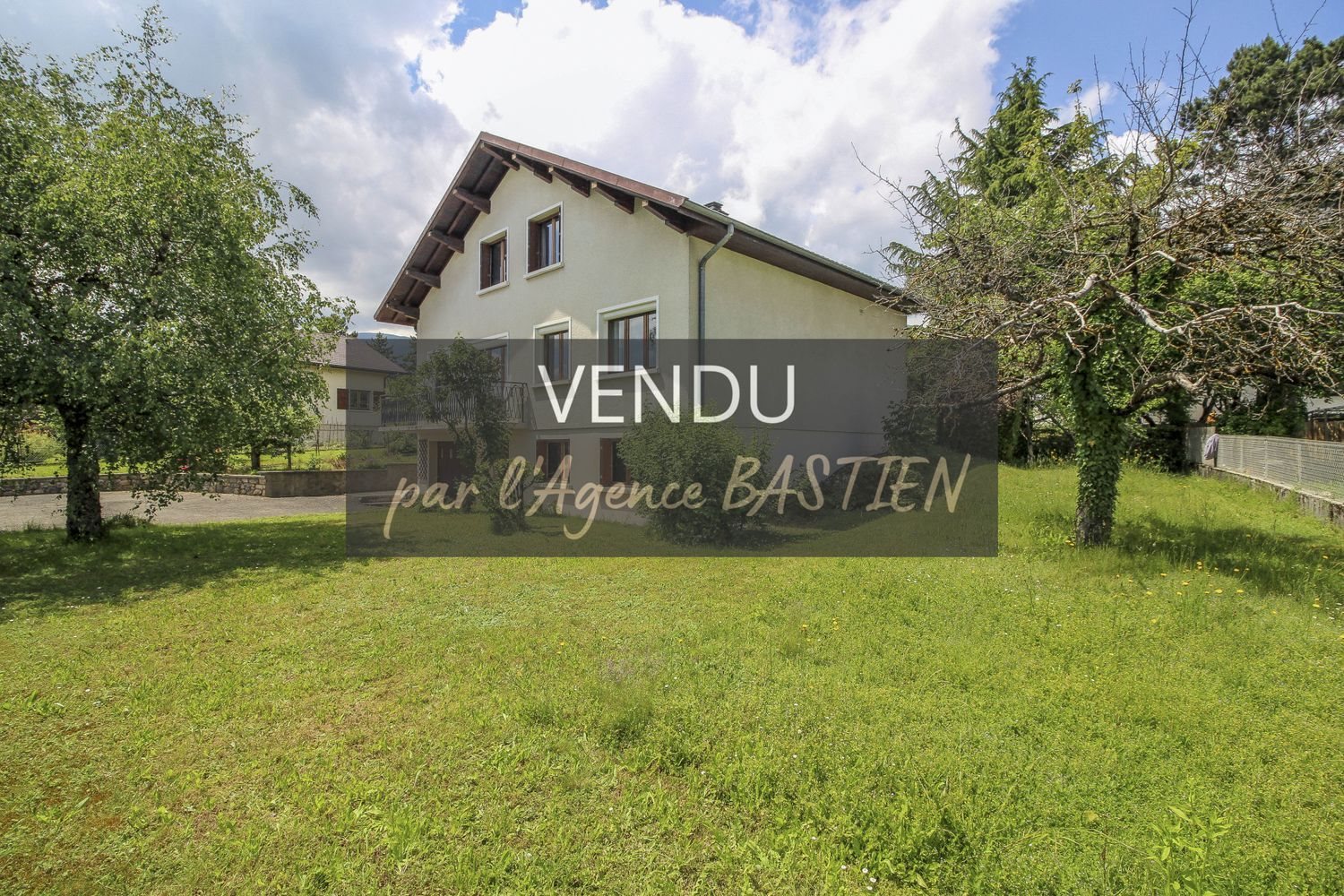 Maison à vendre, 157m², Cessy