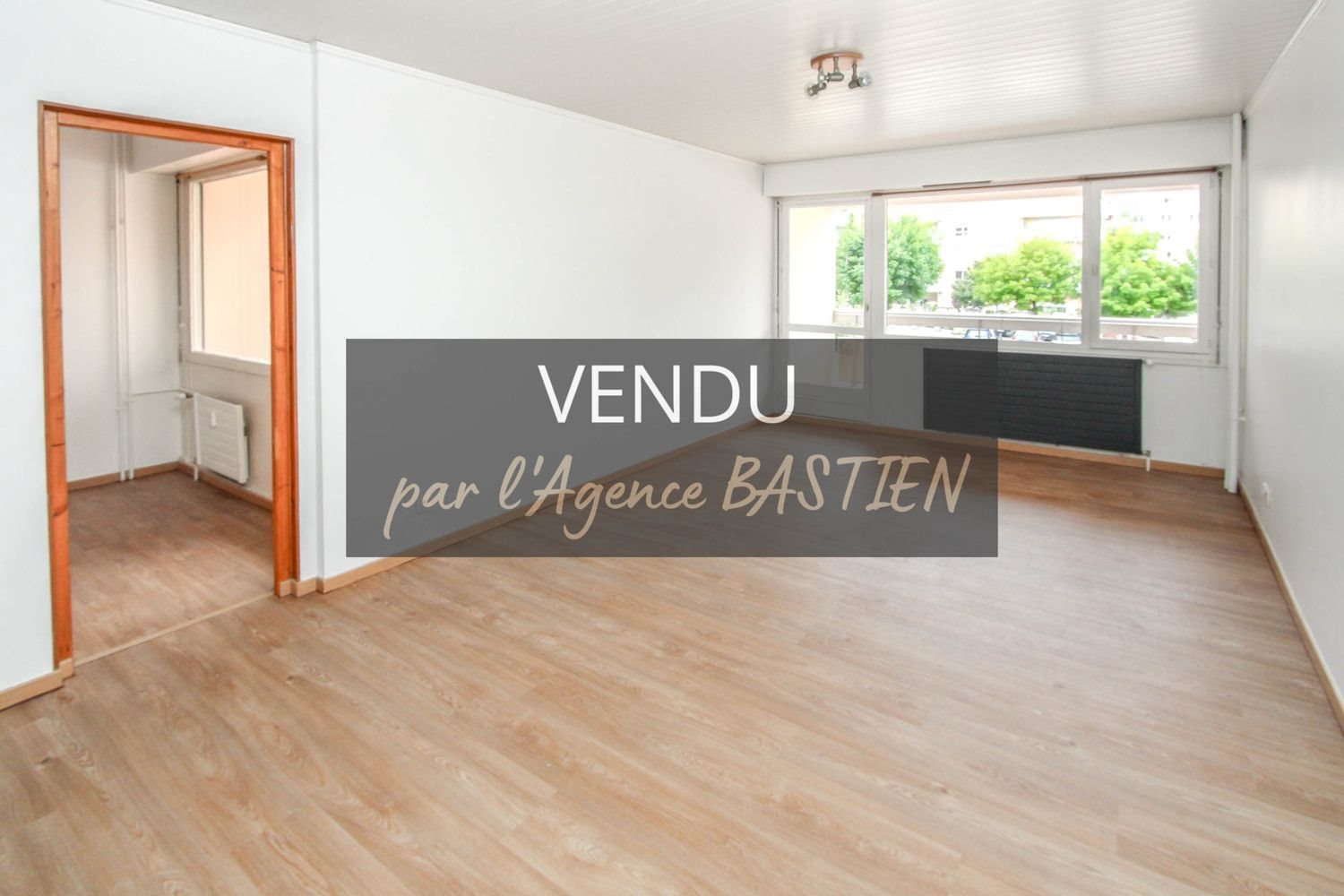 Appartement à vendre, 57m², Saint-Genis-Pouilly