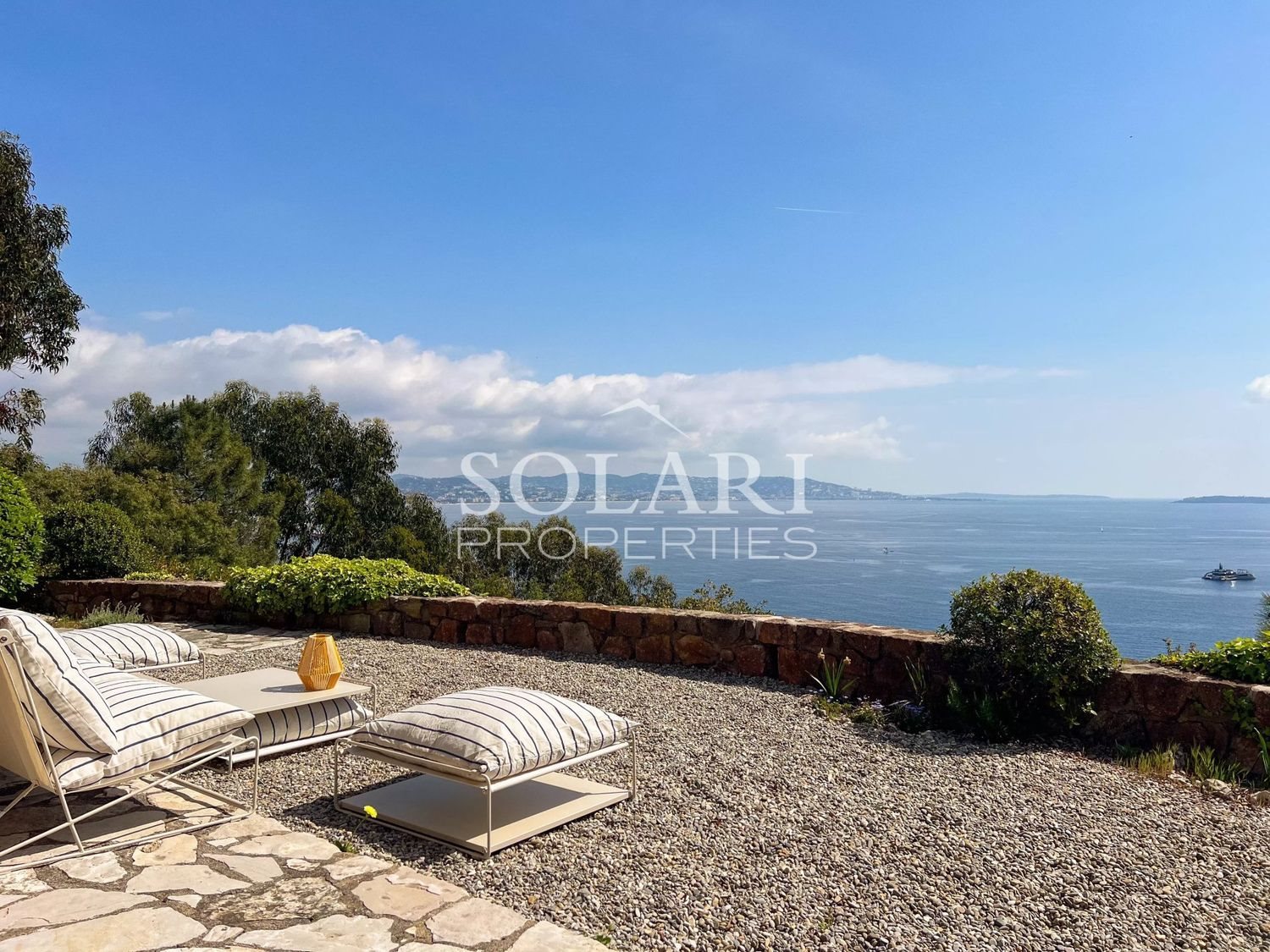Maison à louer, 182m², Théoule-sur-Mer