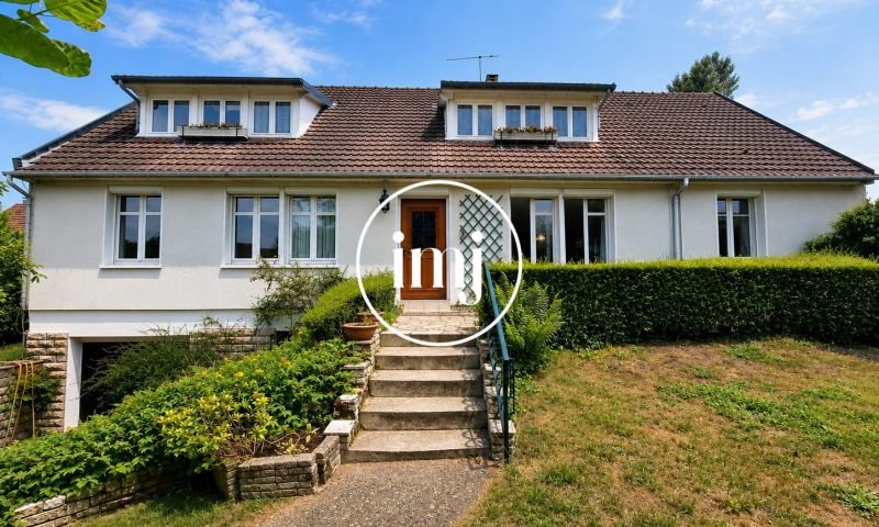 Maison à vendre, 176m², Le Mesnil-le-Roi