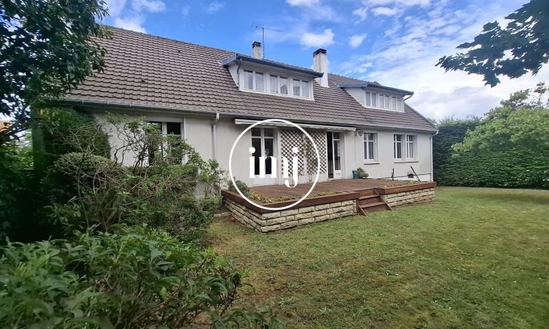 Maison à vendre, 176m², Le Mesnil-le-Roi