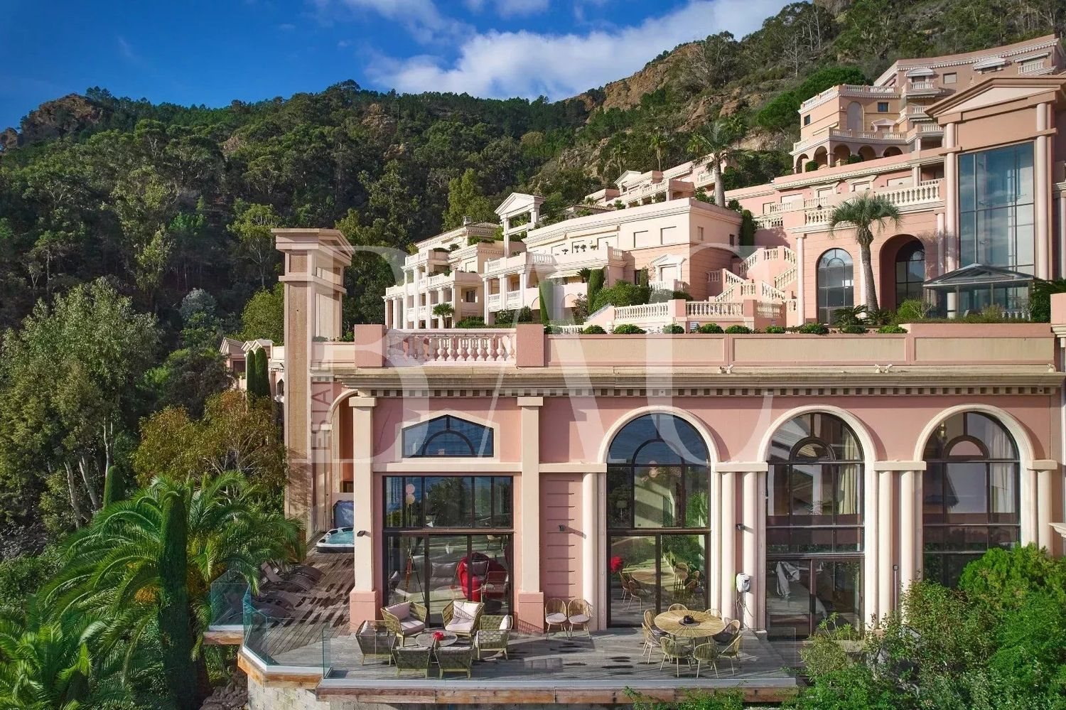 Appartement à vendre, 367m², Théoule-sur-Mer