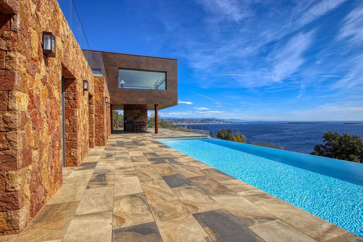 Maison à vendre, 350m², Théoule-sur-Mer