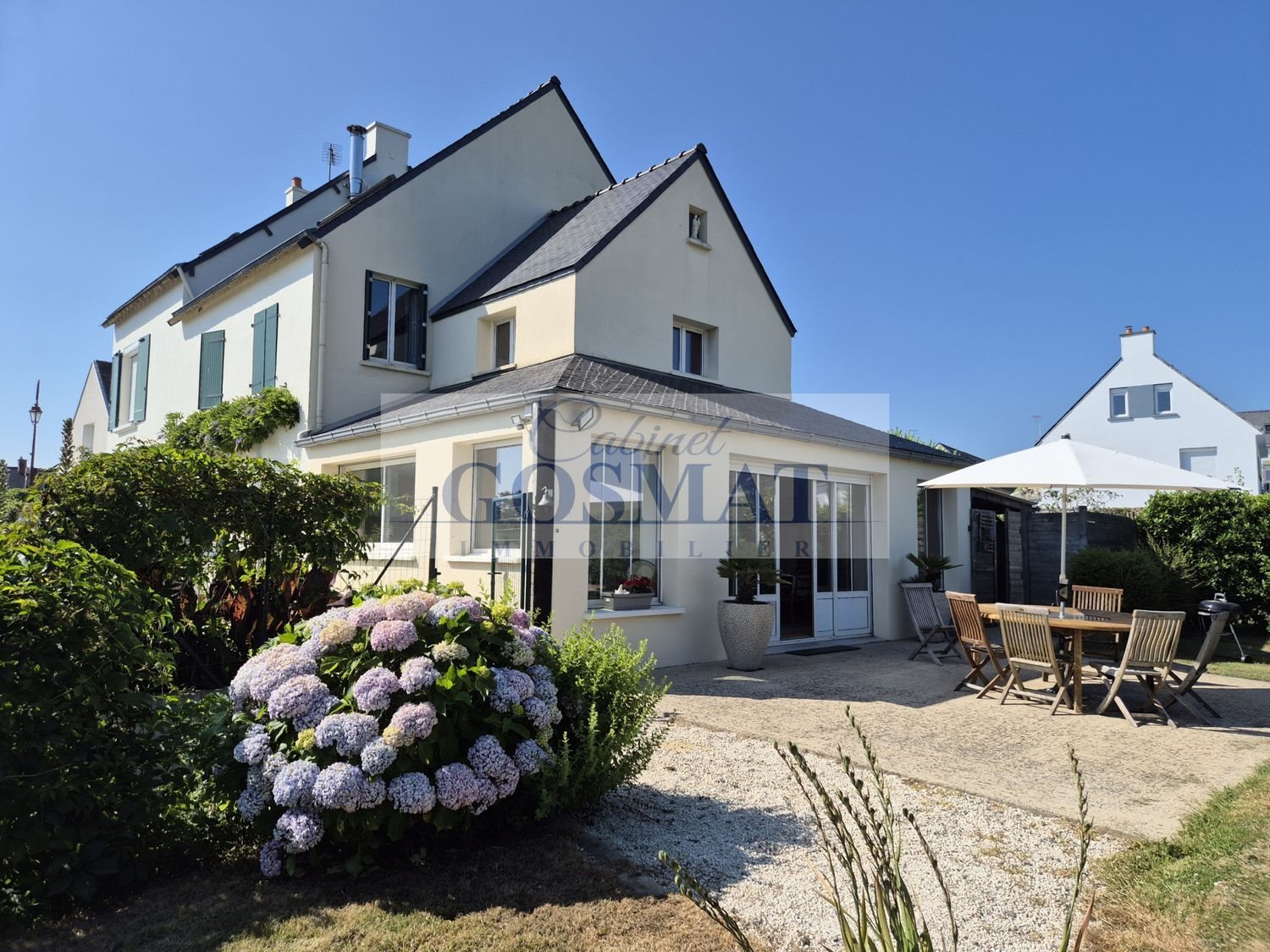 Maison à vendre, 249m², Ambon