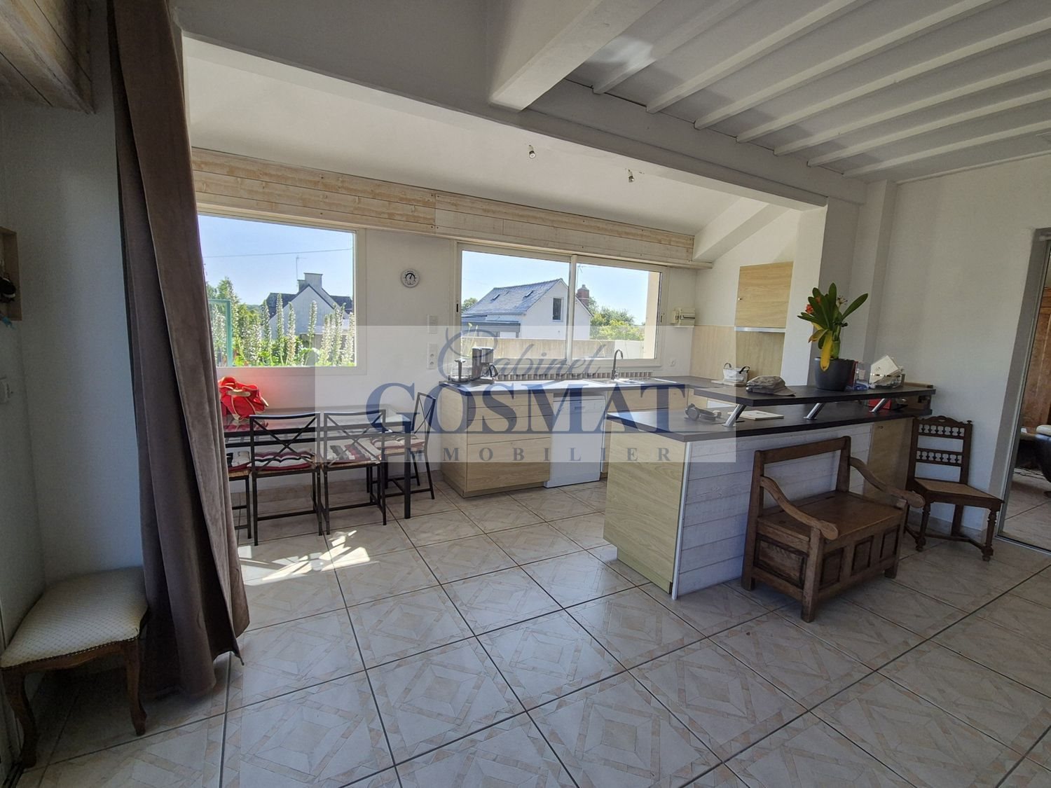 Maison à vendre, 249m², Ambon