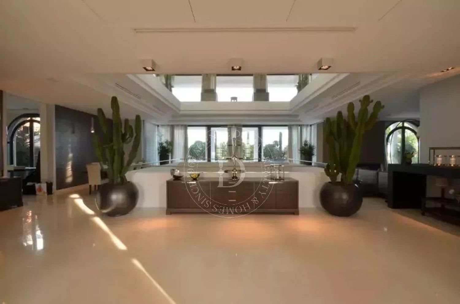 Maison à louer, 2000m², Saint-Jean-Cap-Ferrat
