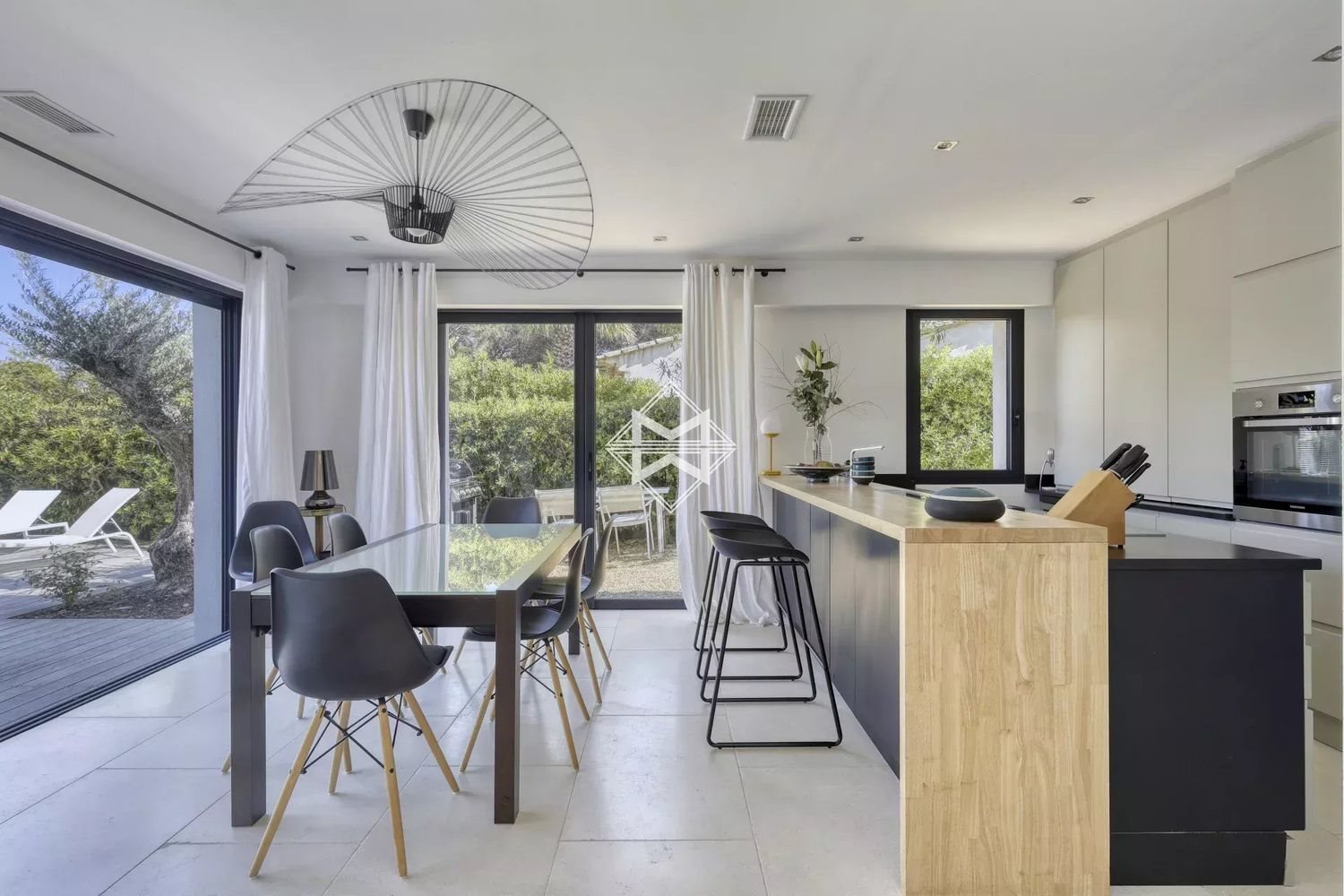 Maison à louer, 160m², Saint-Tropez