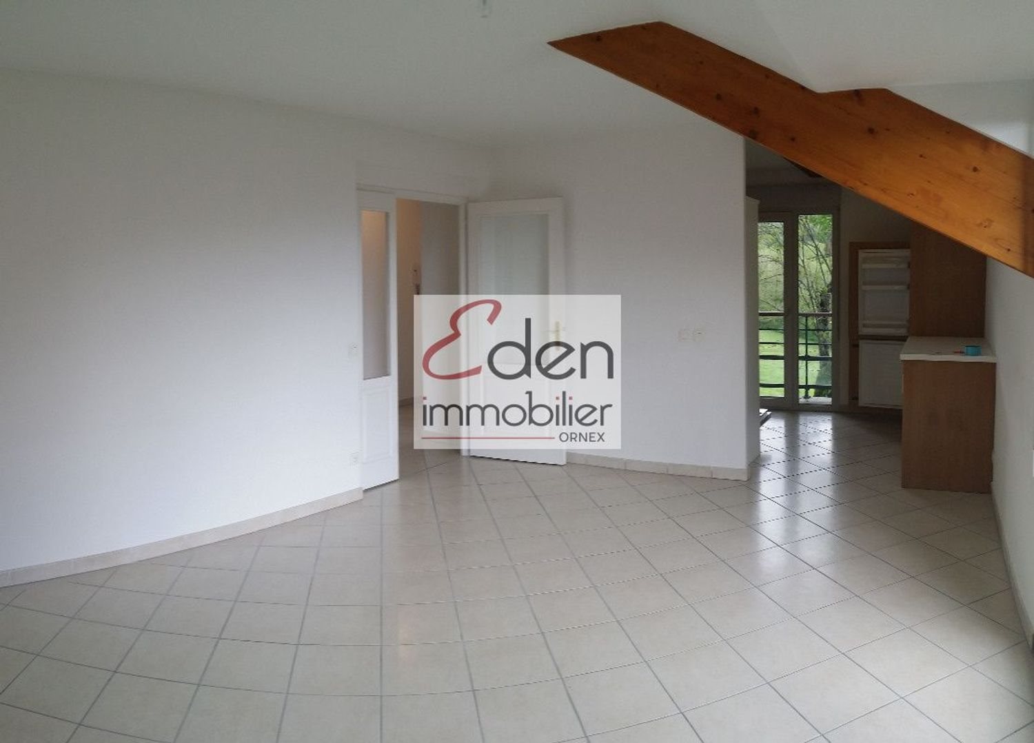 Appartement à louer, 60m², Gex
