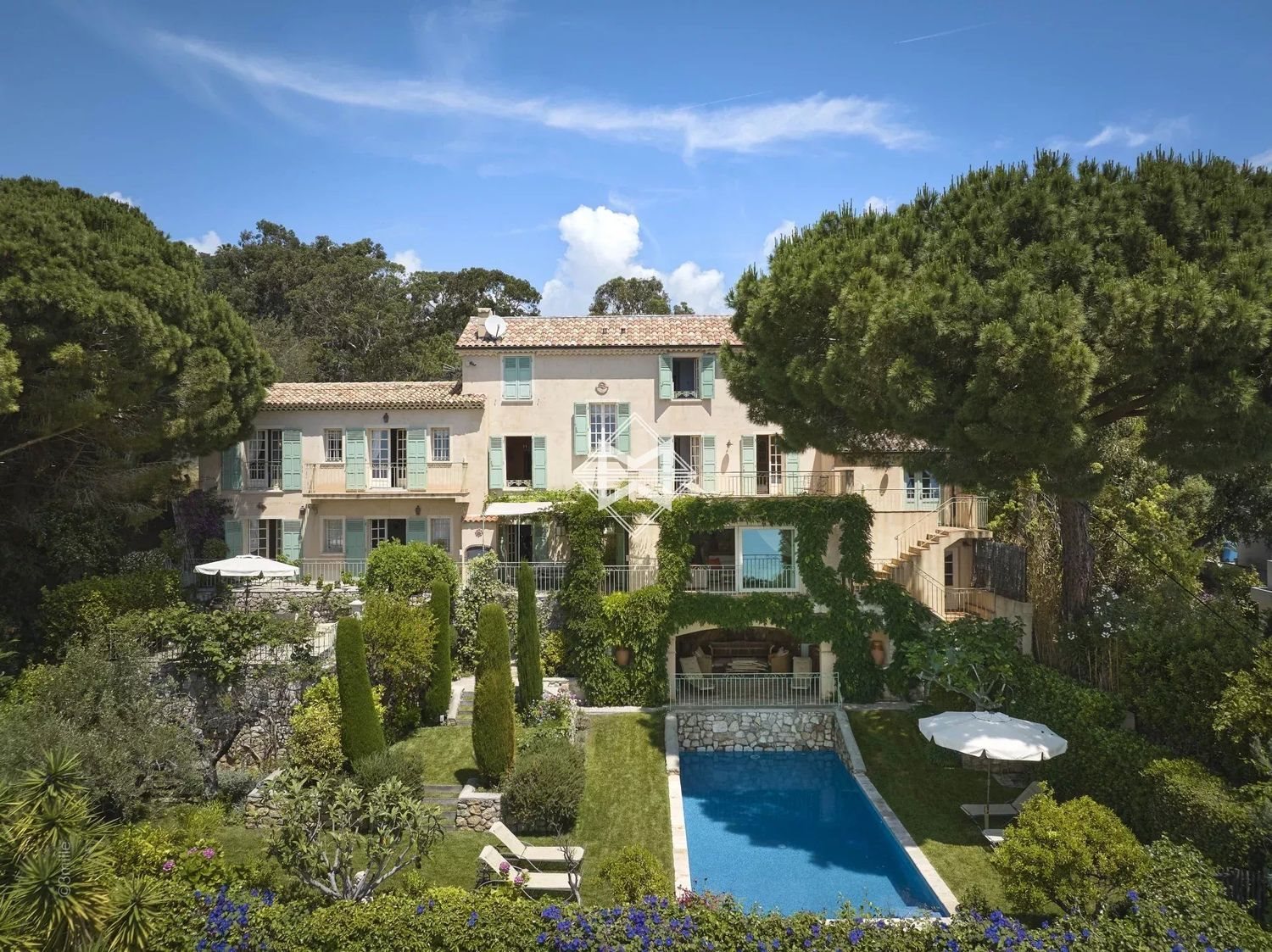 Maison à louer, 350m², Cannes