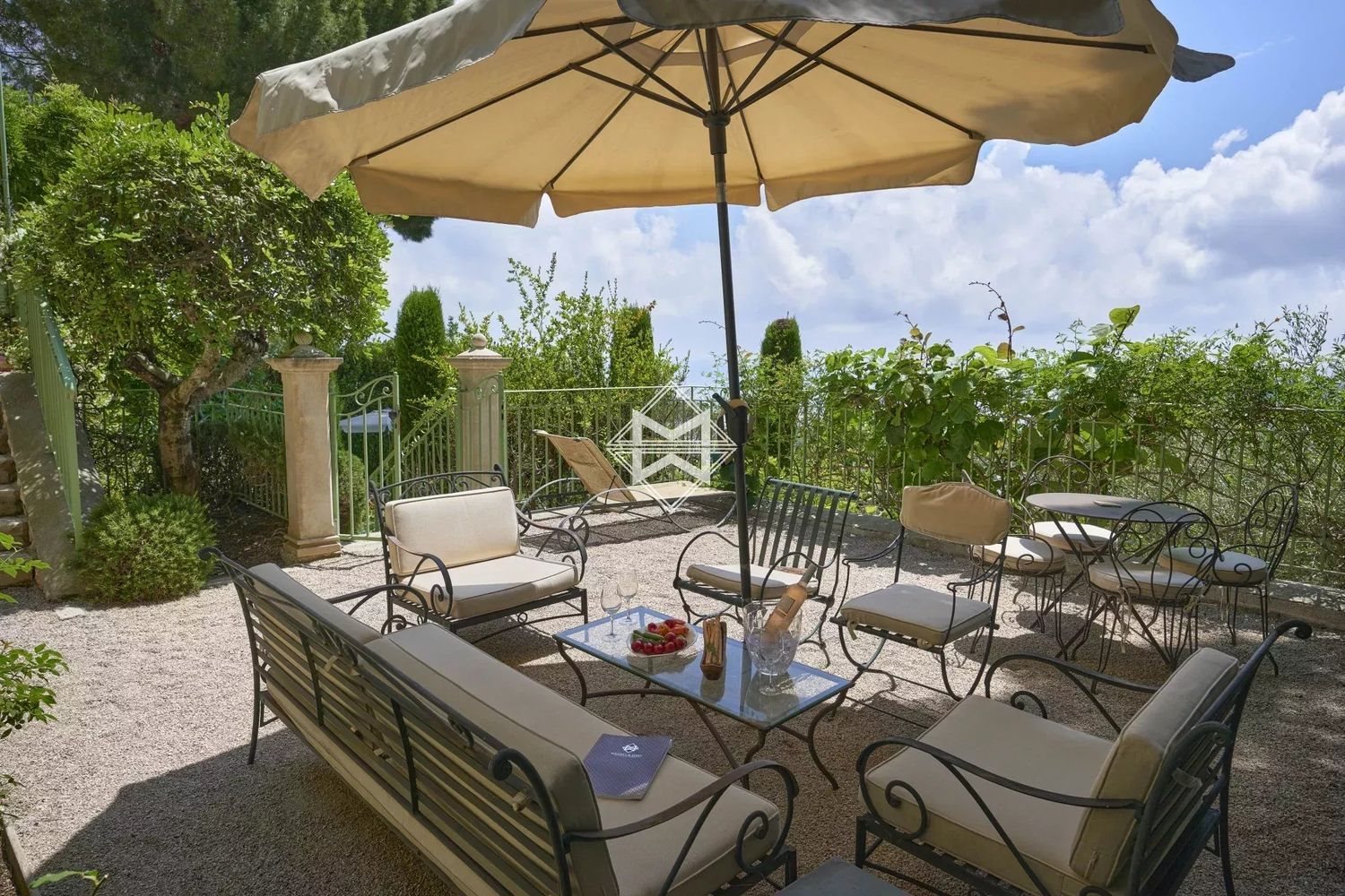 Maison à louer, 350m², Cannes