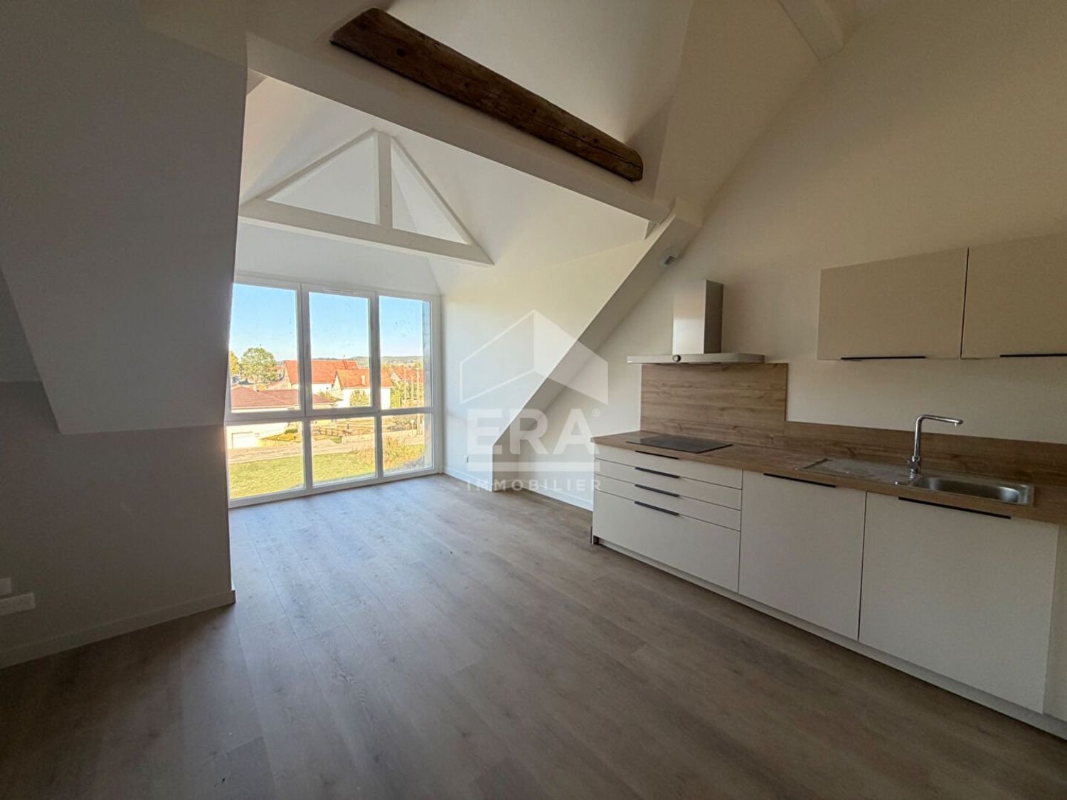 Appartement à louer, 54m², Pierrefontaine-les-Varans