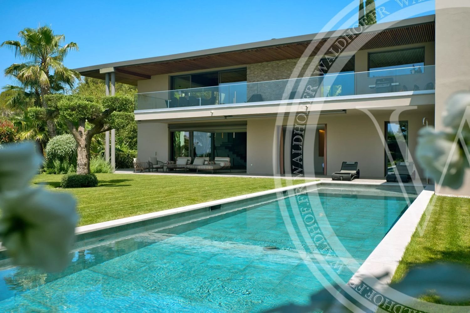 Maison à louer, 362m², Le Cannet