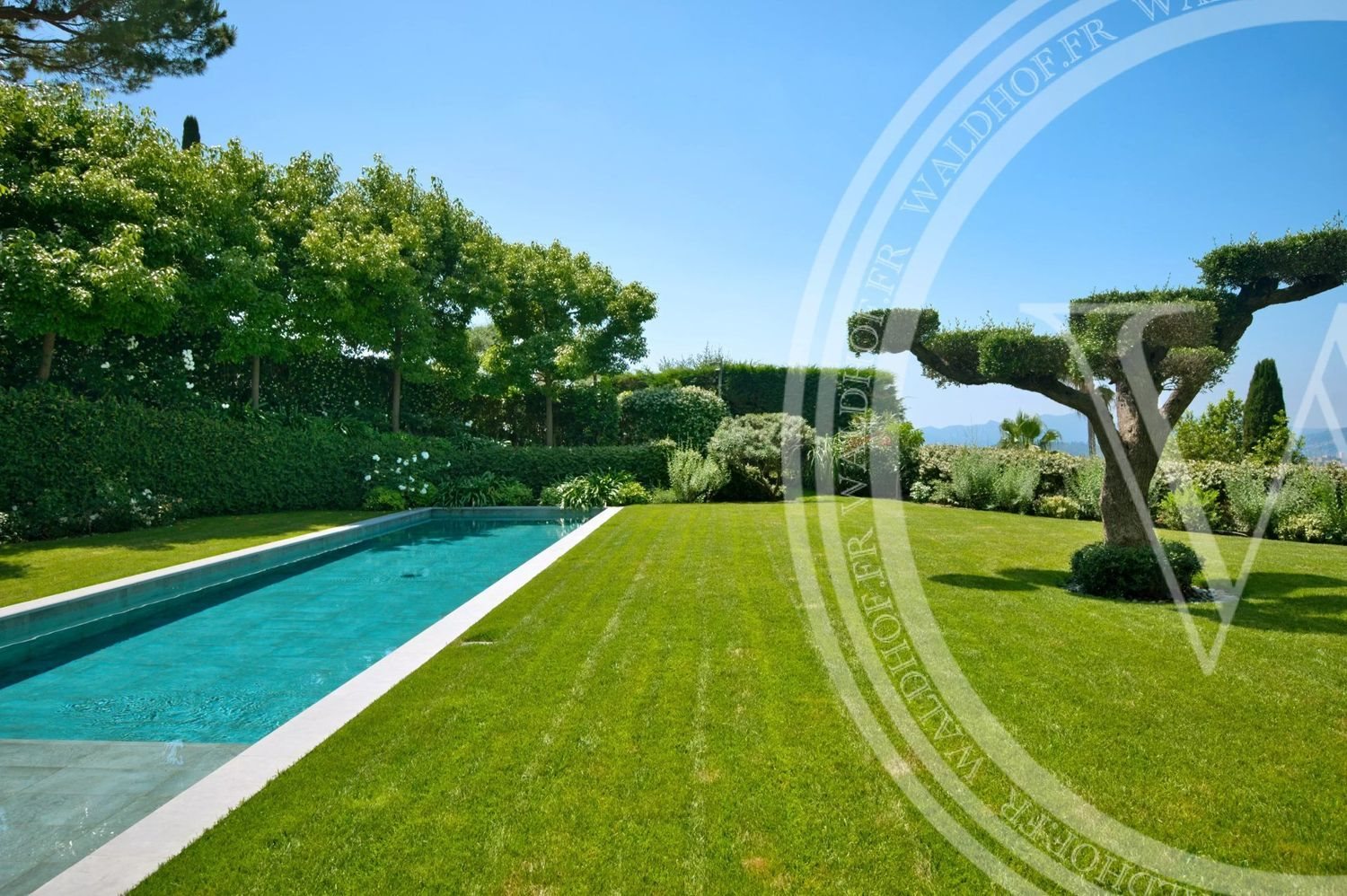 Maison à louer, 362m², Le Cannet