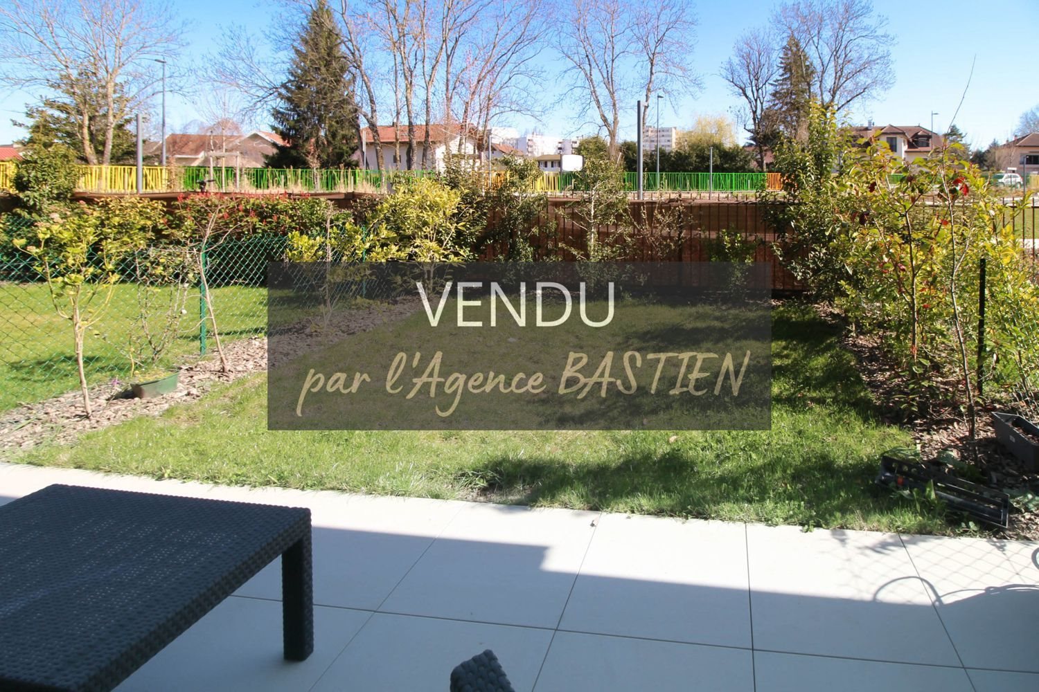 Appartement à vendre, 73m², Saint-Genis-Pouilly