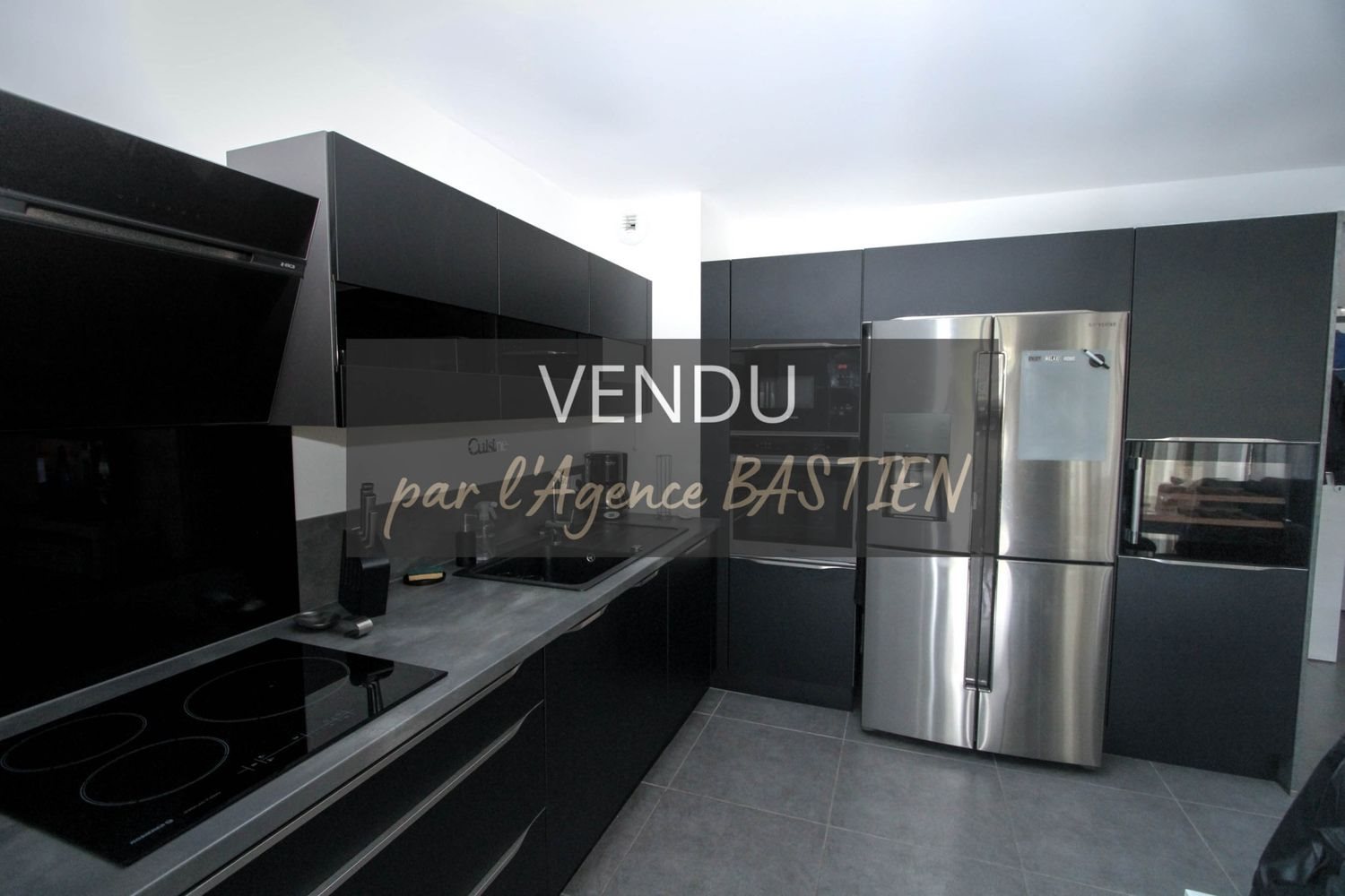 Appartement à vendre, 73m², Saint-Genis-Pouilly