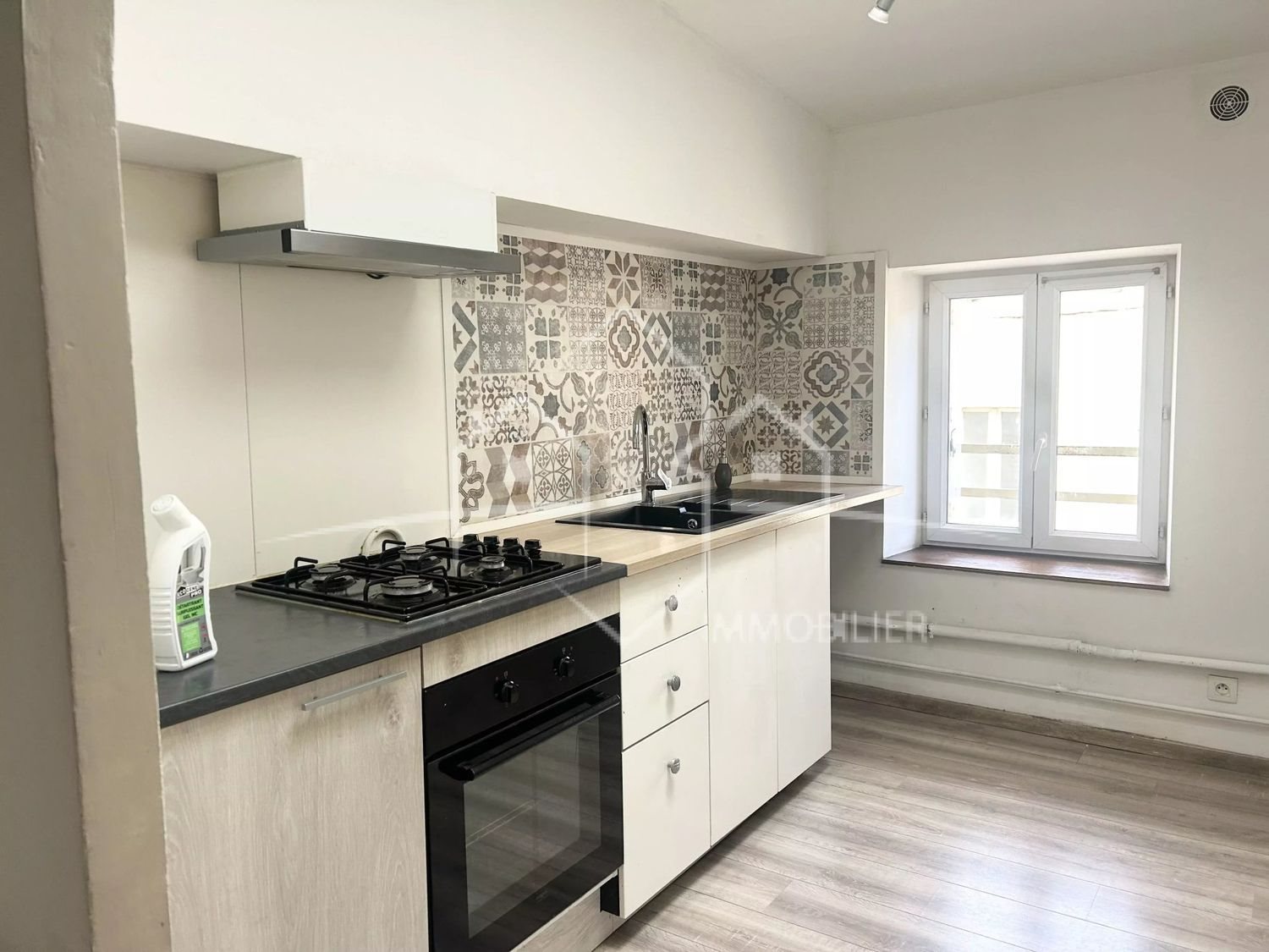 Appartement à louer, 85m², Andance