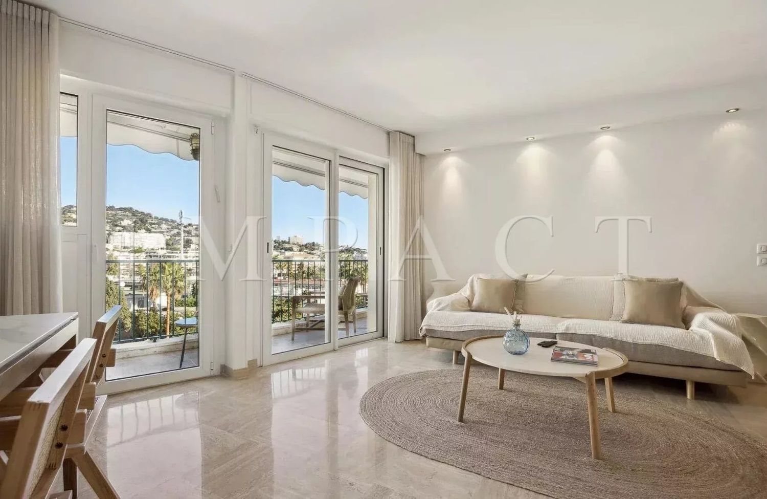 Appartement à louer, 65m², Cannes