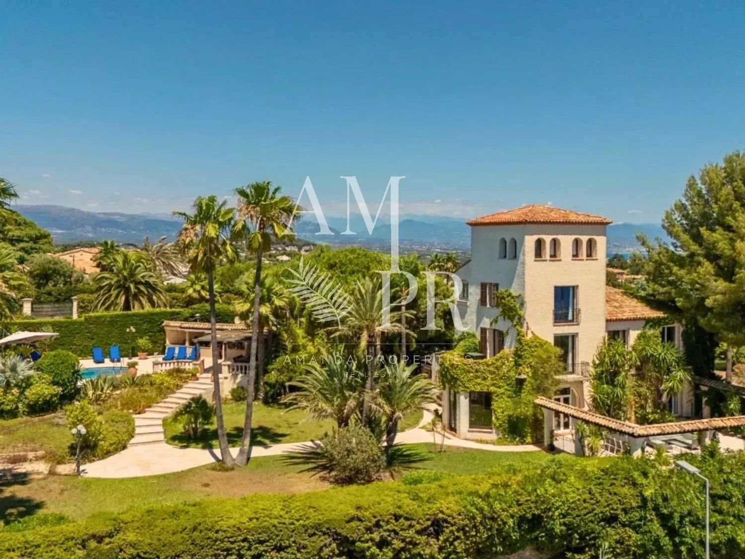 Maison à vendre, 355m², Vallauris