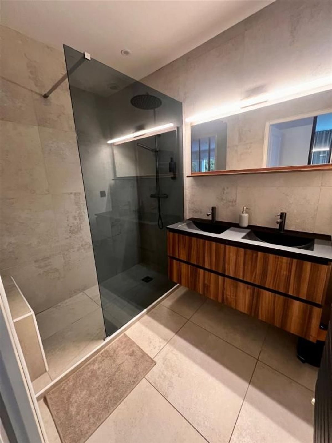 Appartement à louer, 87m², Archamps