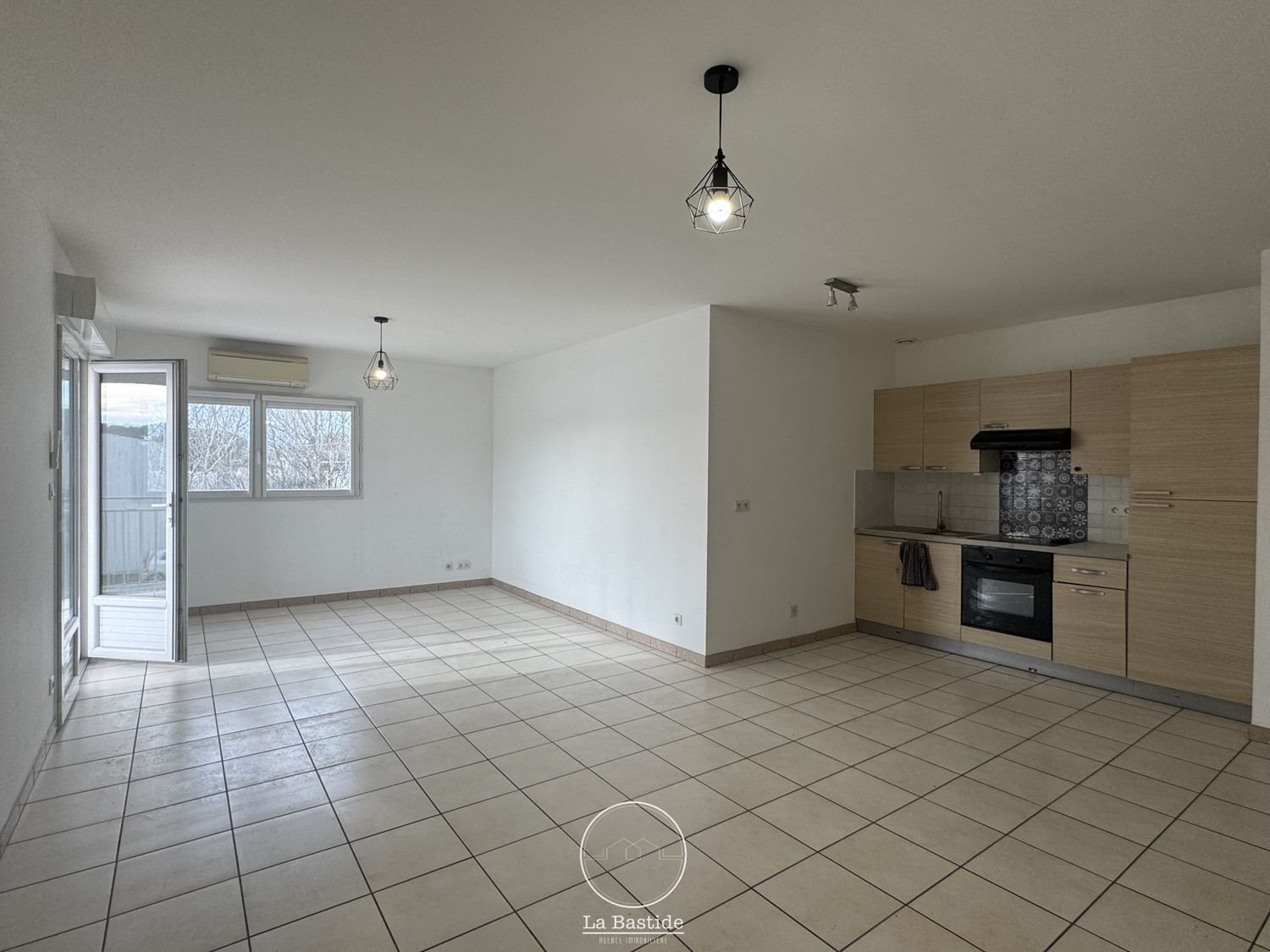 Appartement à louer, 75m², Montboucher-sur-Jabron