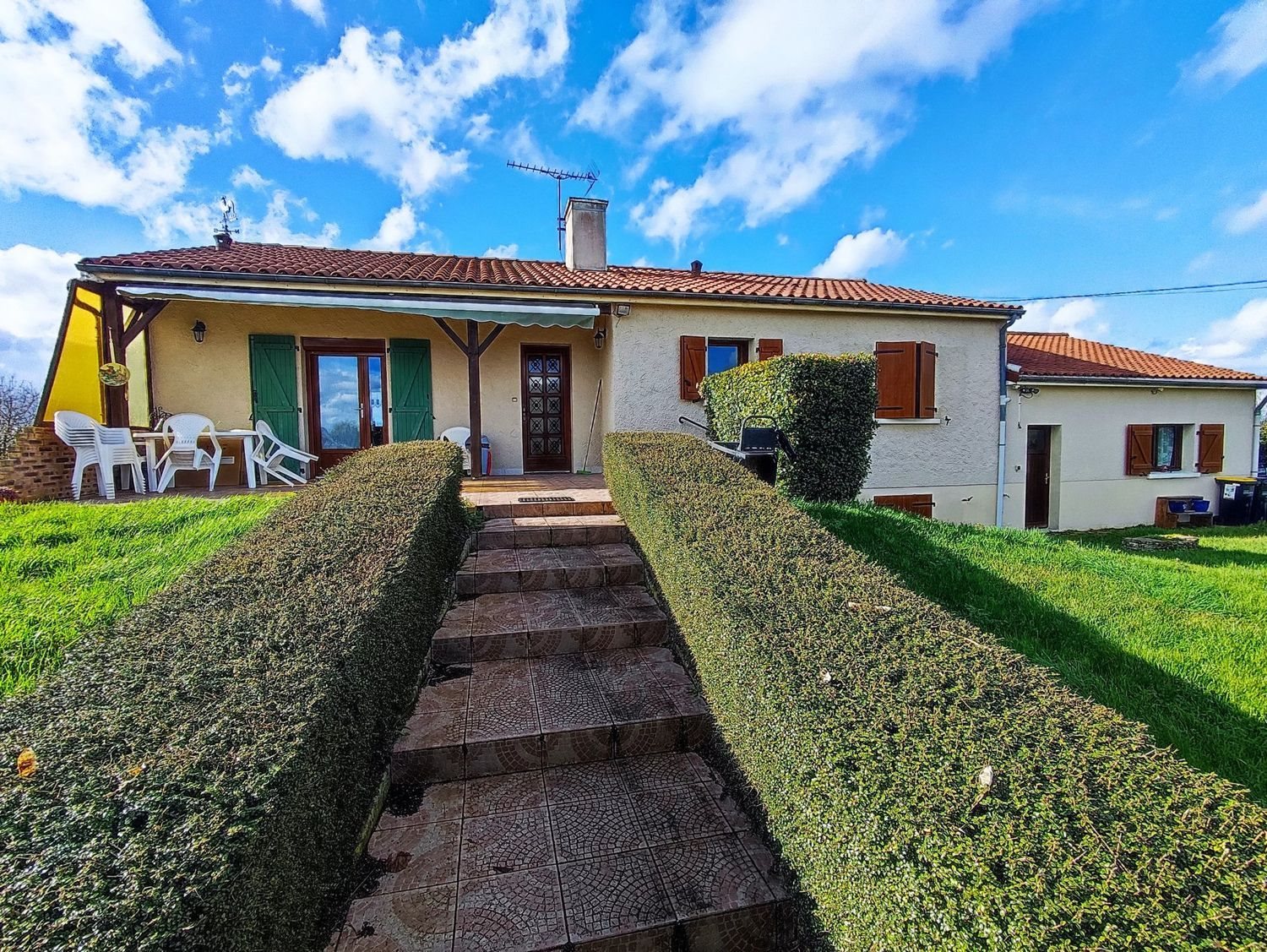 Maison à vendre, 91m², Saint-Genest-d'Ambière