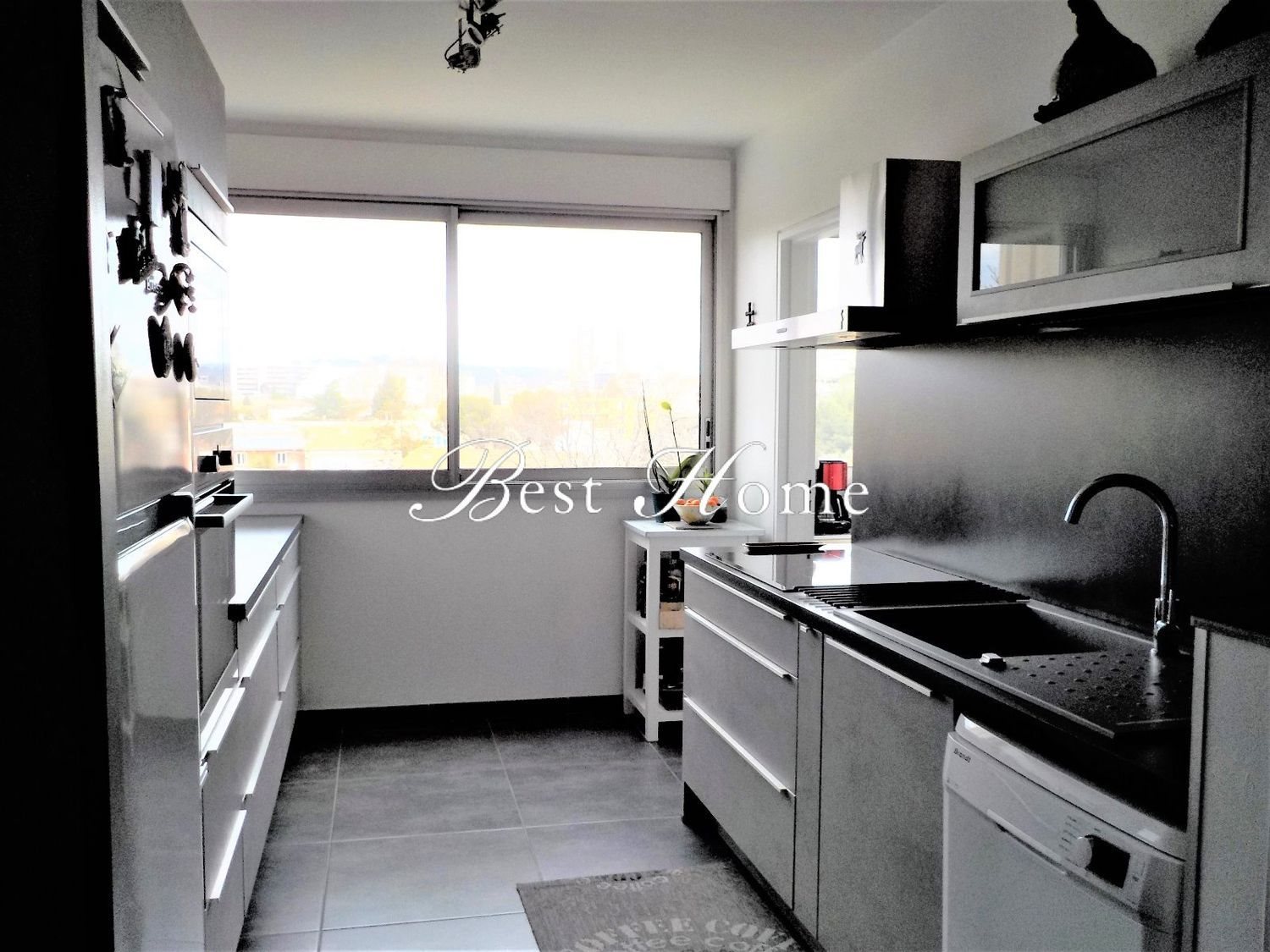 Appartement à vendre, 75m², Nîmes