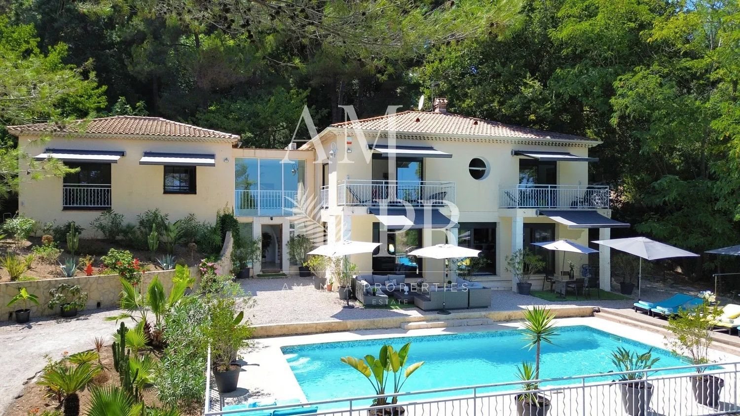 Maison à vendre, 380m², Vallauris