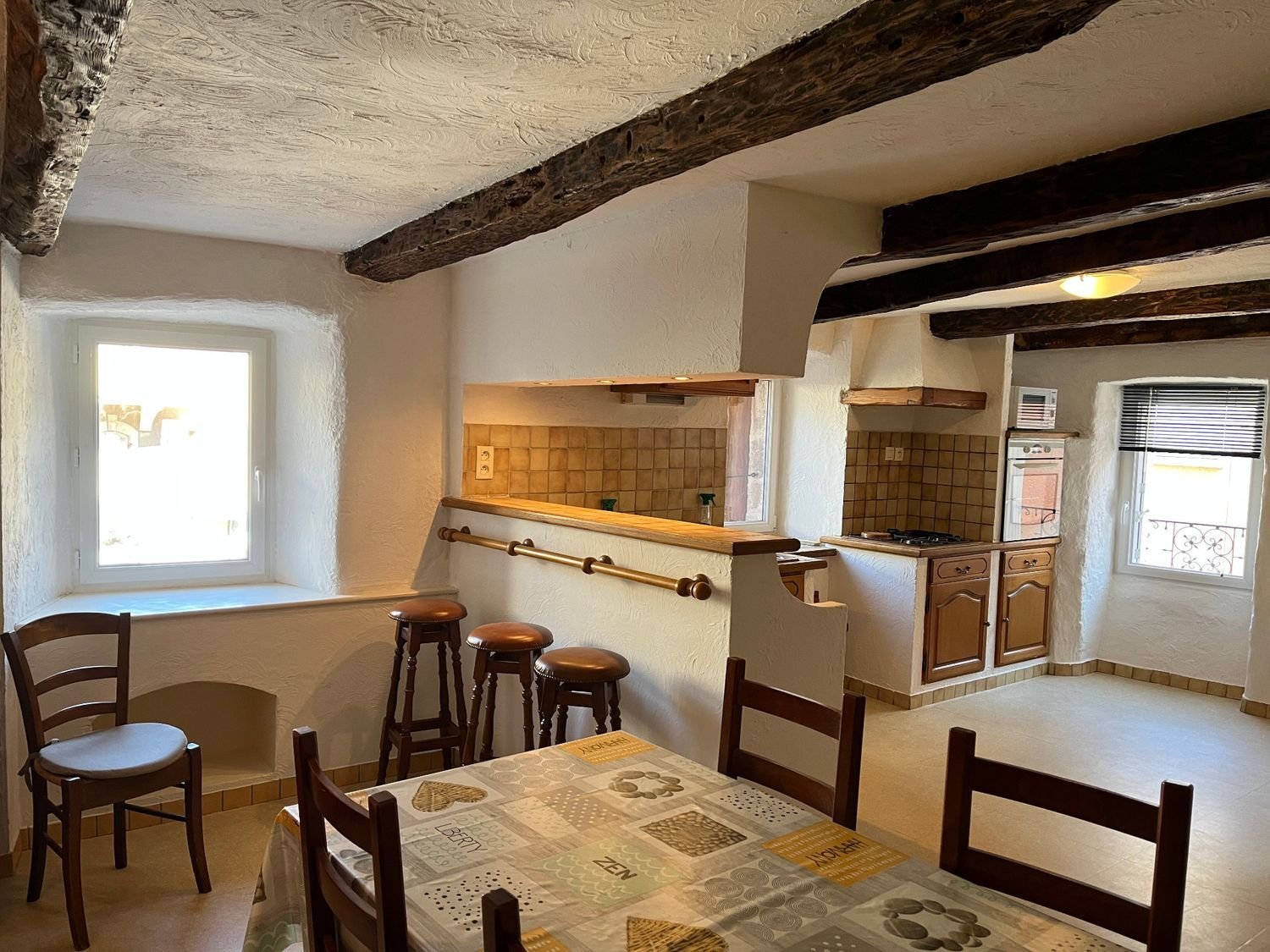Maison à louer, 79m², Le Cheylard