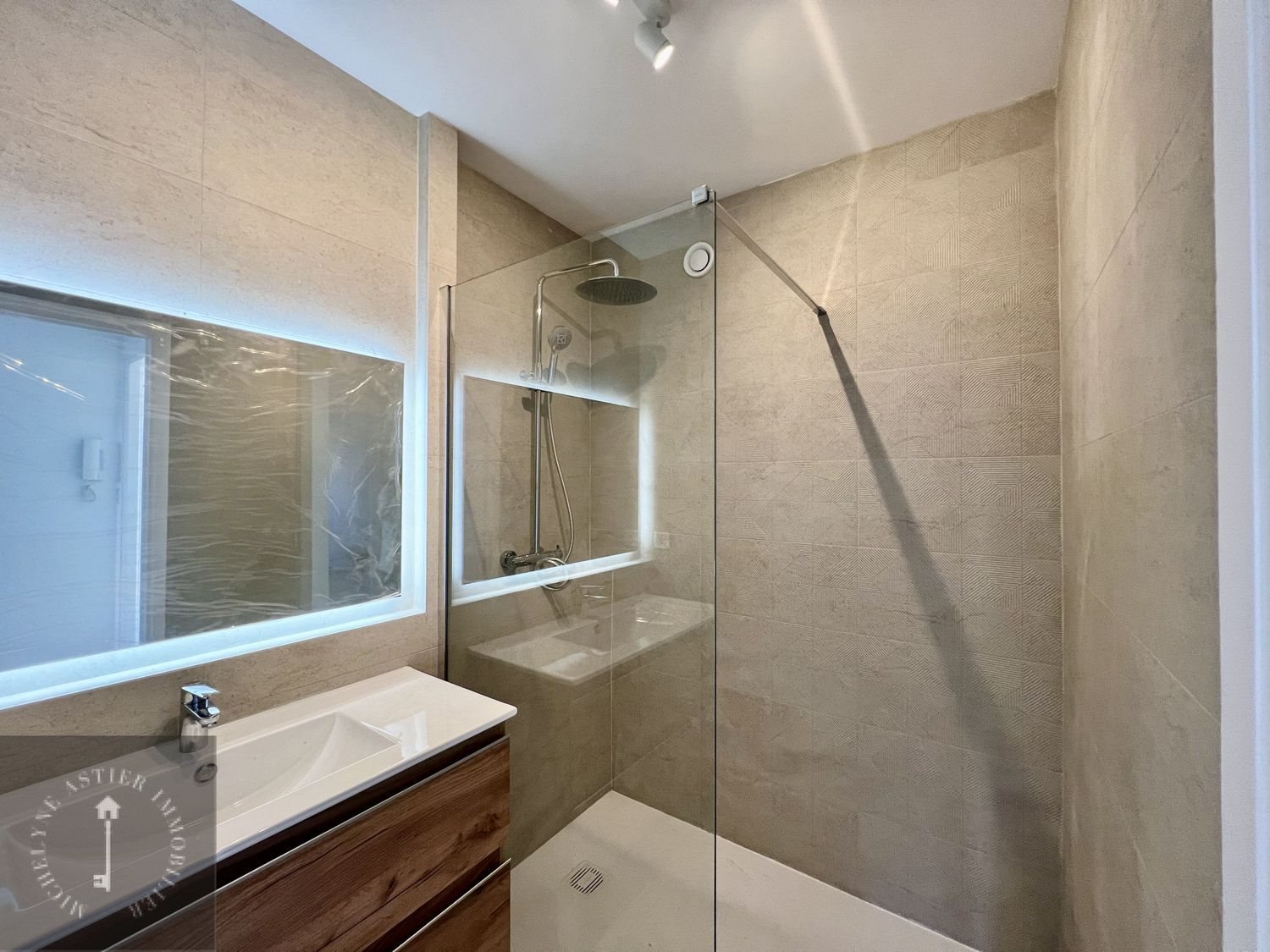 Appartement à vendre, 74m², Saint-Laurent-du-Var