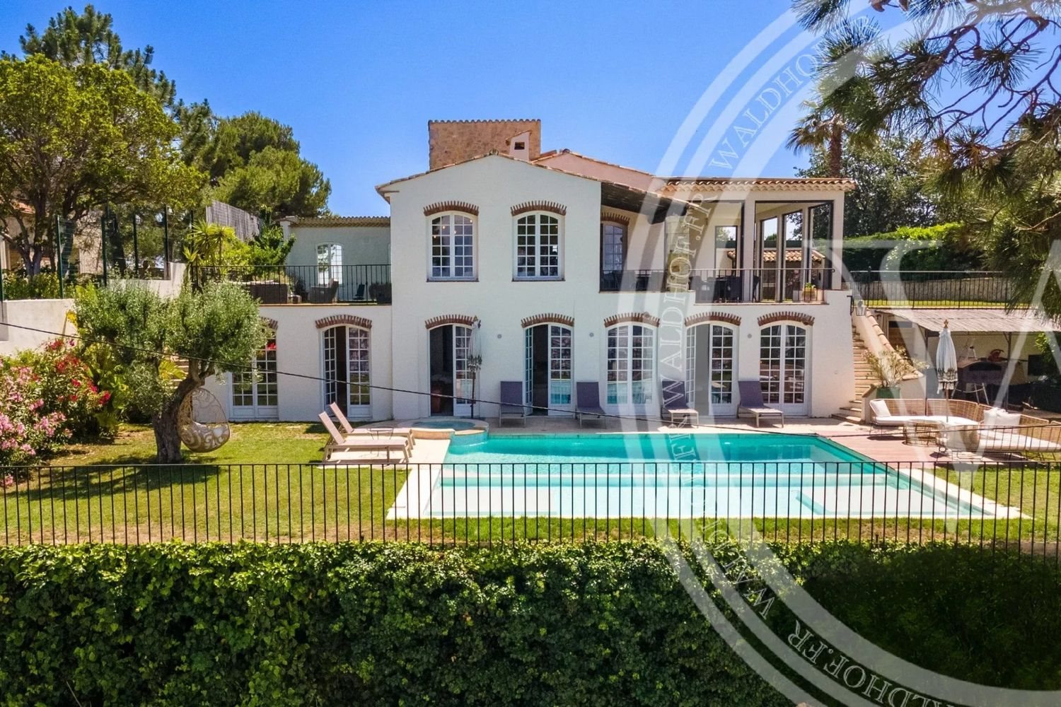 Maison à louer, 460m², Cannes