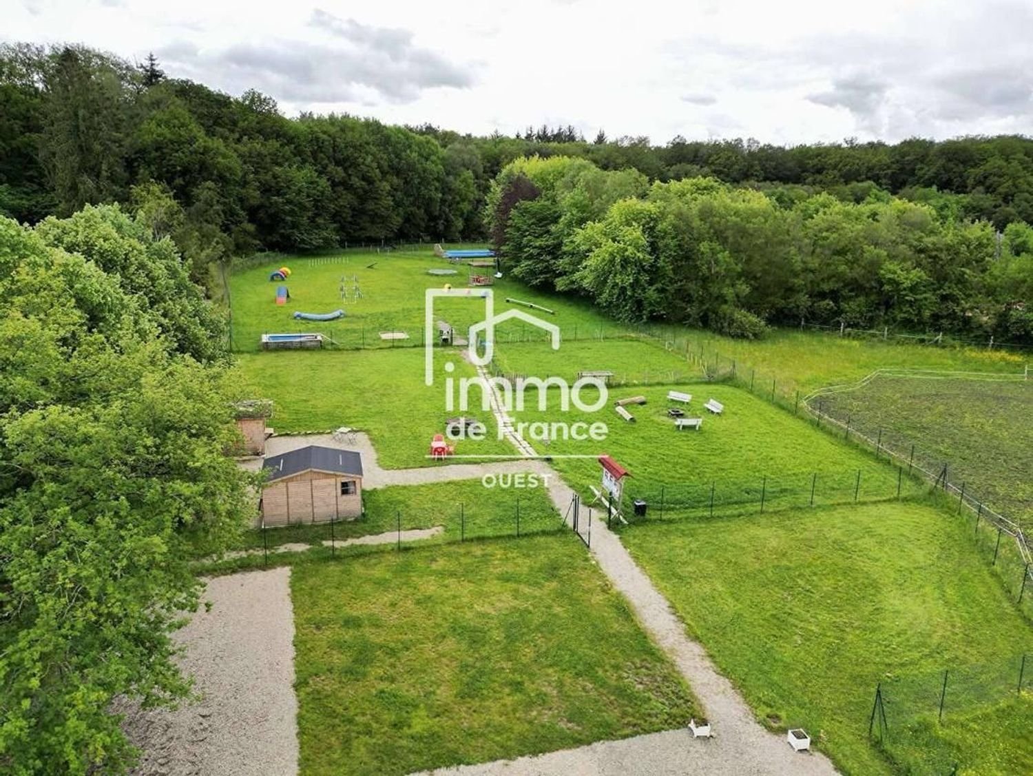 Maison à vendre, 130m², Saint-Georges-Buttavent