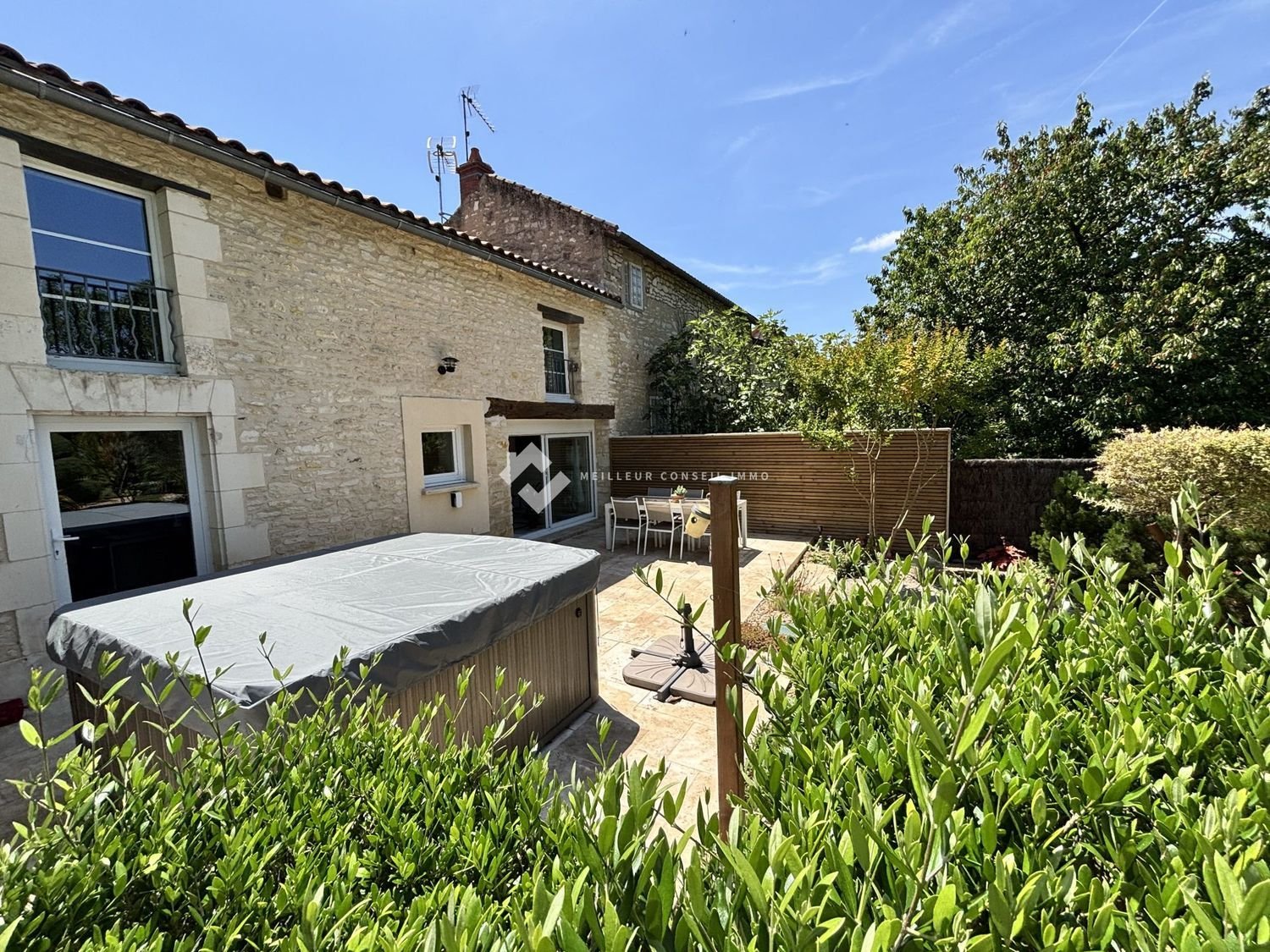 Maison à vendre, 140m², Neuville-de-Poitou