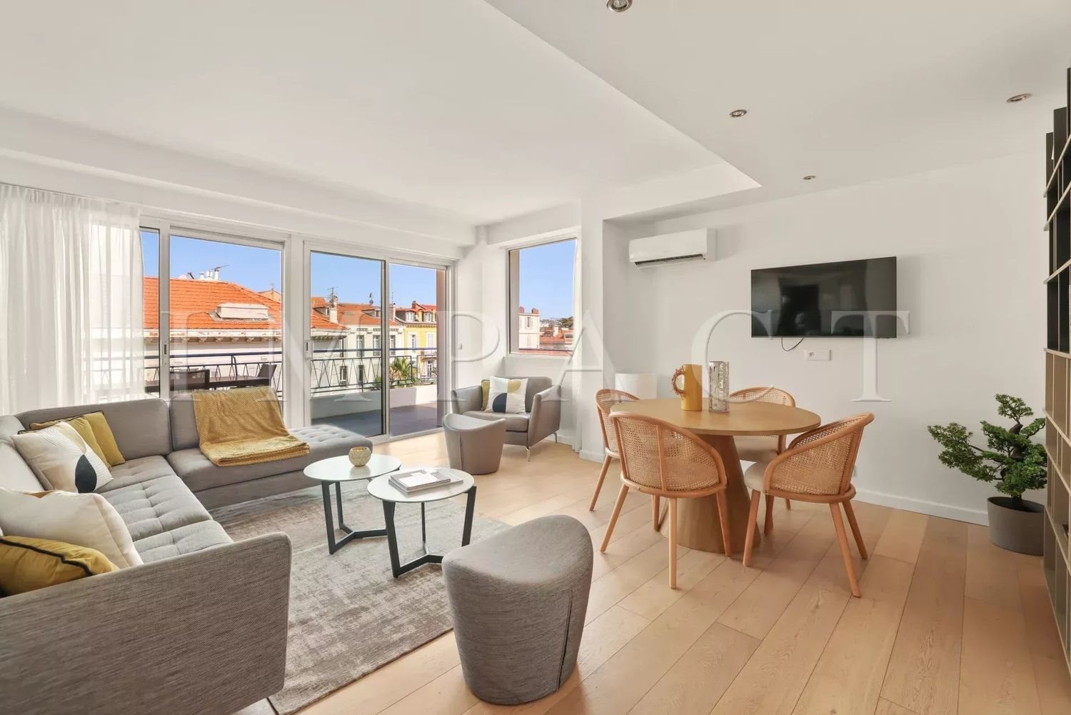 Appartement à louer, 77m², Cannes
